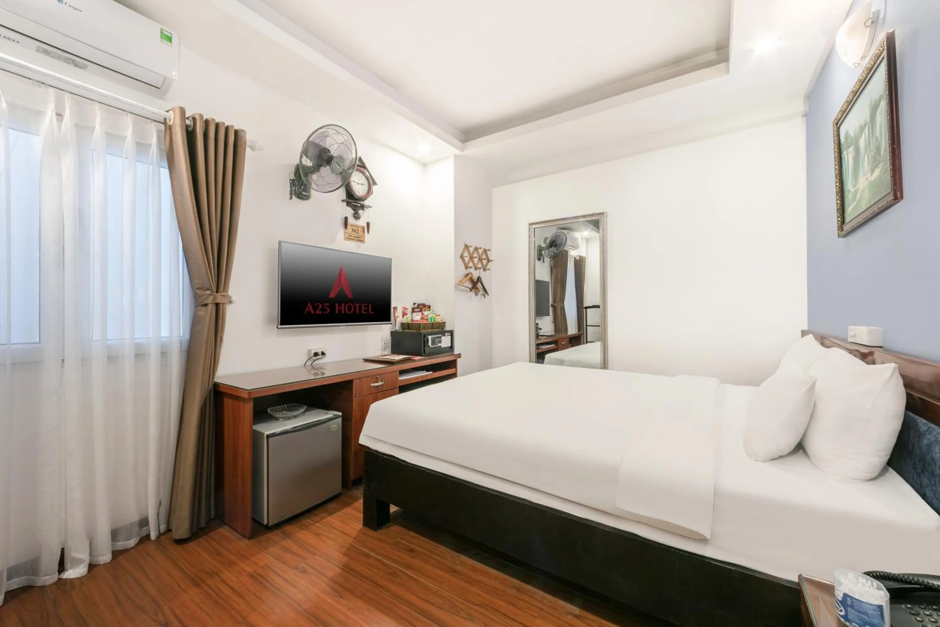 Bed in A25 Hotel - 57 Quang Trung