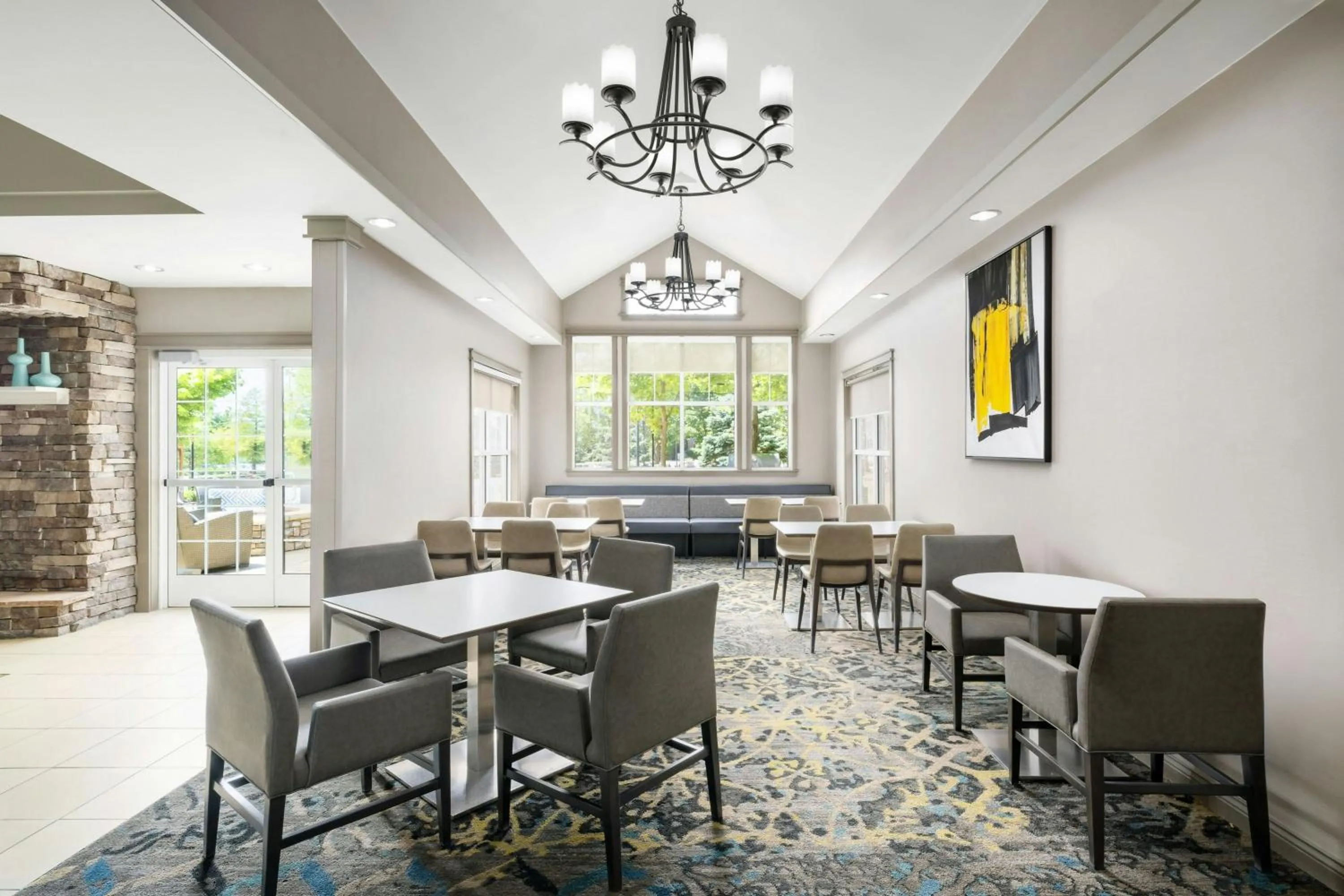 Breakfast in Residence Inn Des Moines West at Jordan Creek Town Center