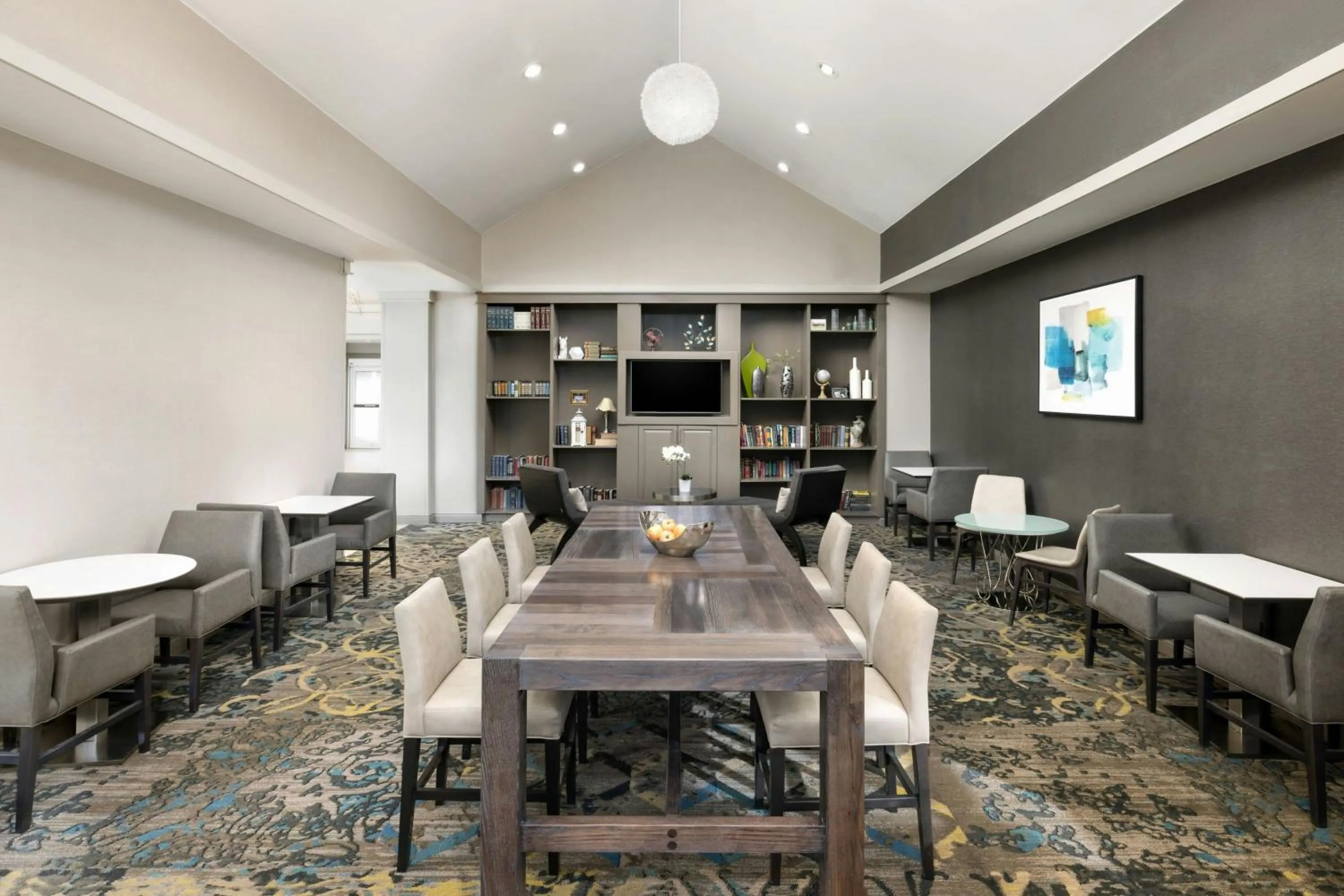 Lobby or reception in Residence Inn Des Moines West at Jordan Creek Town Center