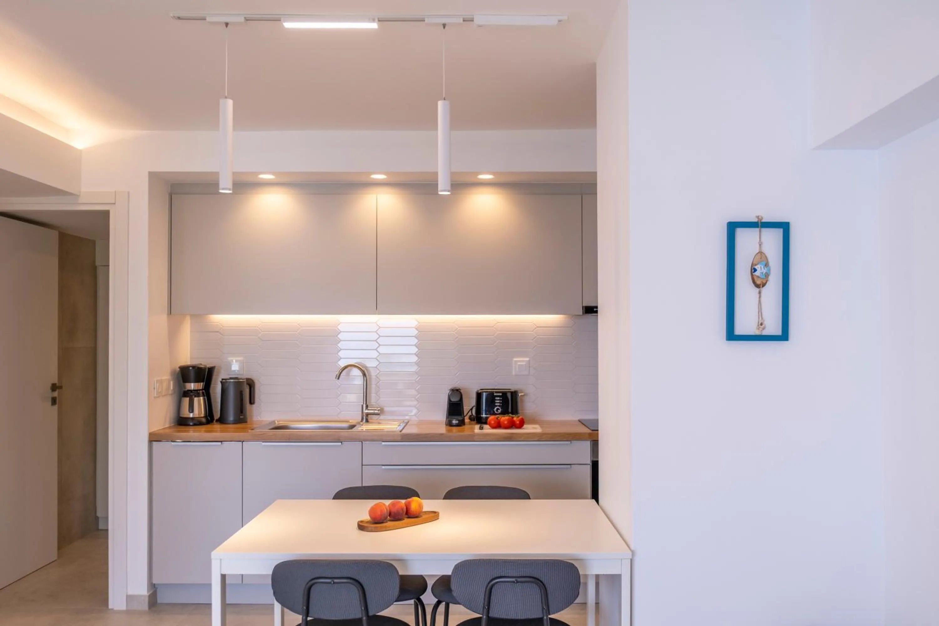 Kitchen or kitchenette in Meli Apartments & Villas