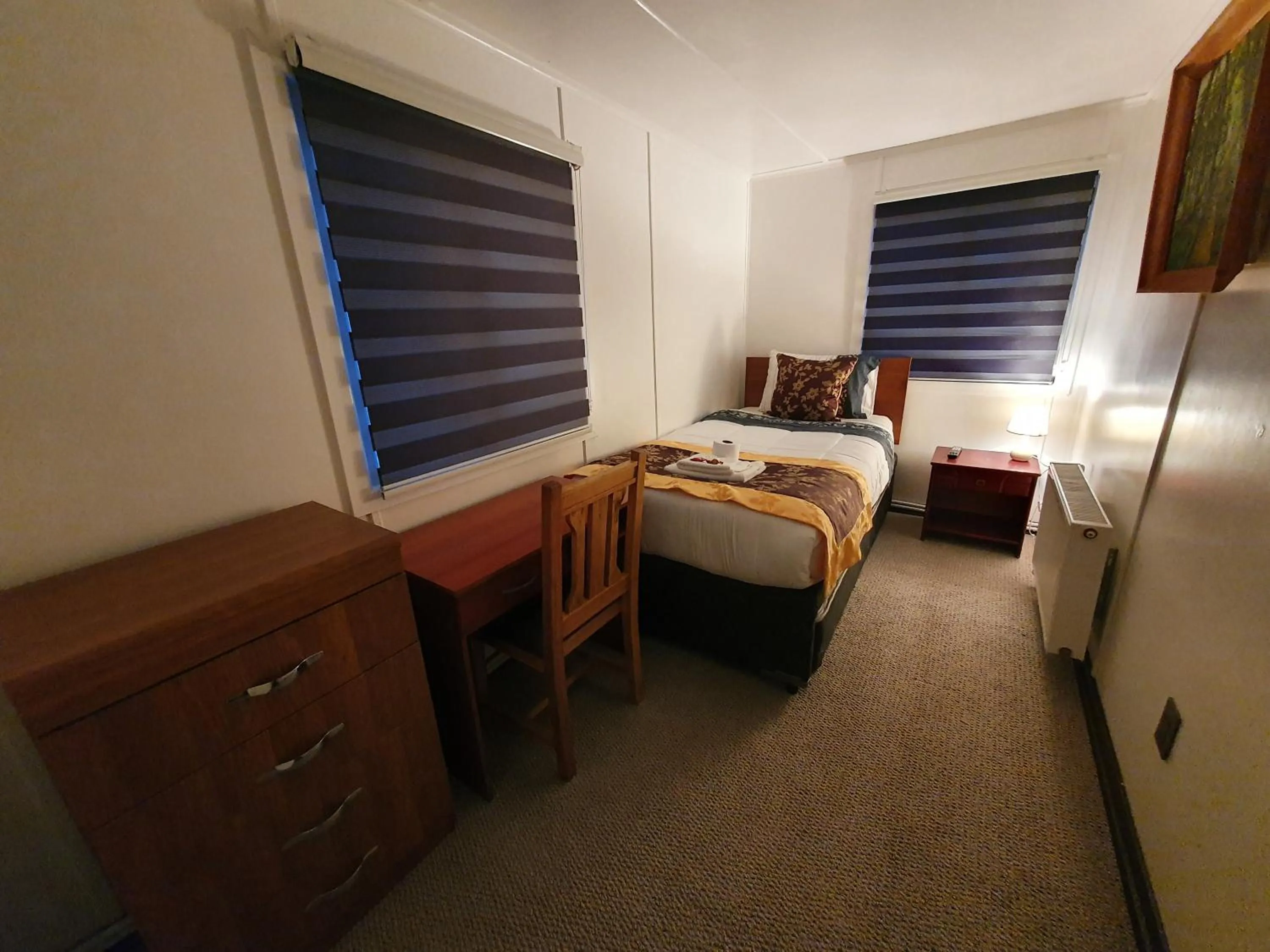 Property building, Bed in Hotel Forjadores del Cabo de Hornos