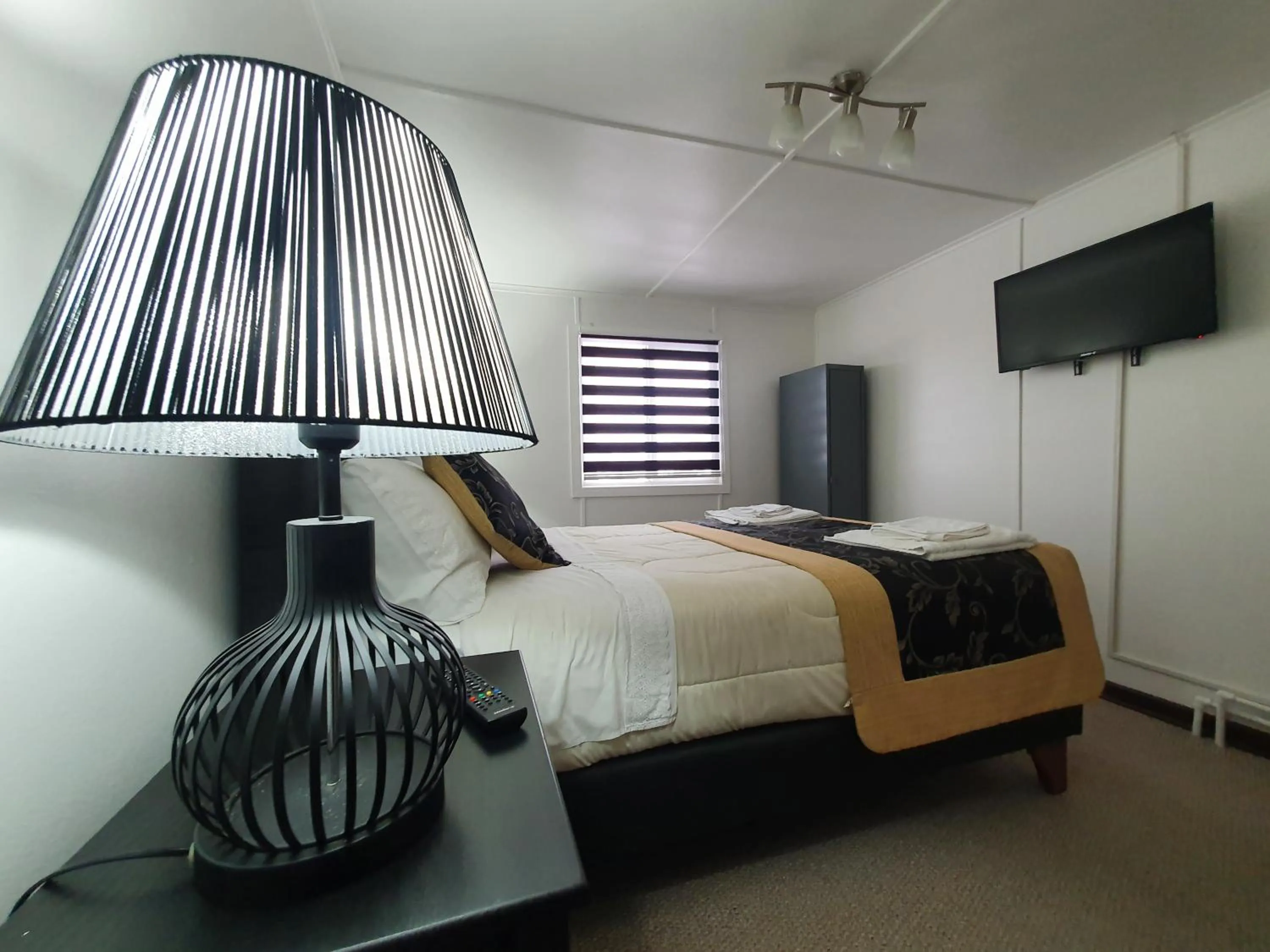 Photo of the whole room, Bed in Hotel Forjadores del Cabo de Hornos