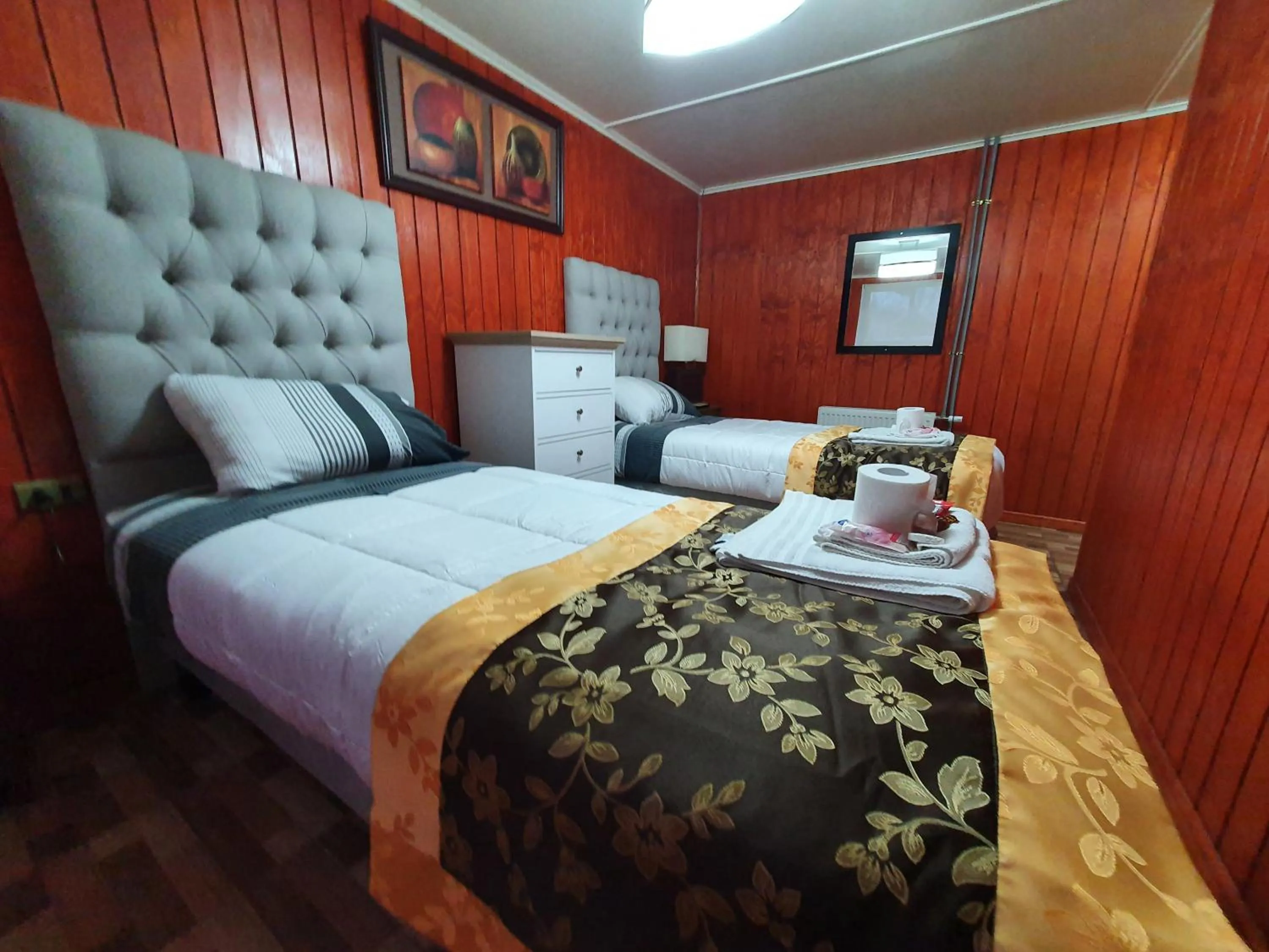 Photo of the whole room, Bed in Hotel Forjadores del Cabo de Hornos