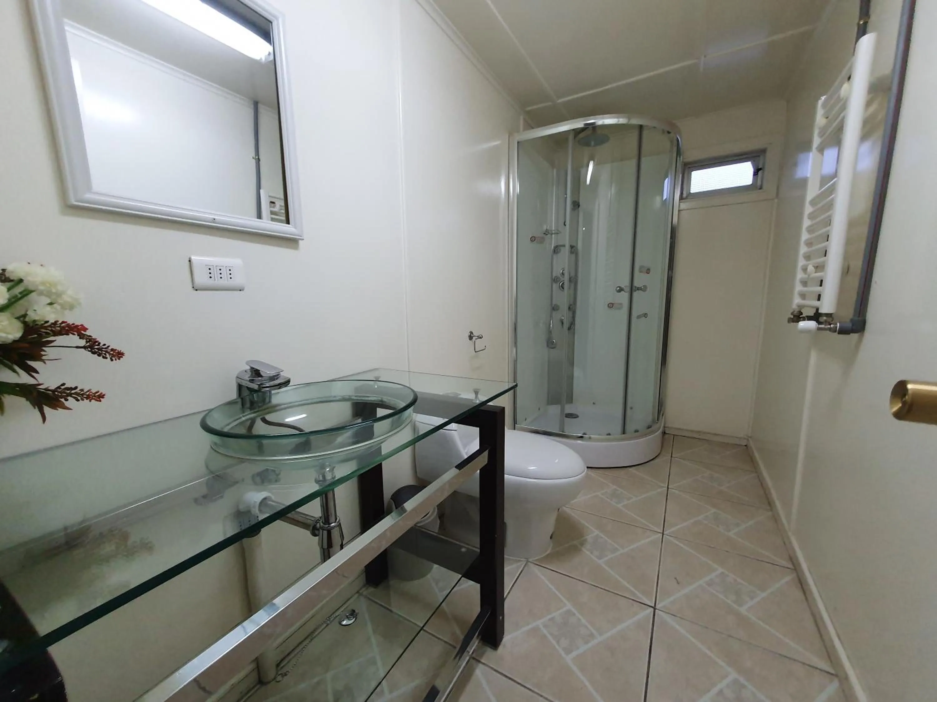 Bathroom in Hotel Forjadores del Cabo de Hornos