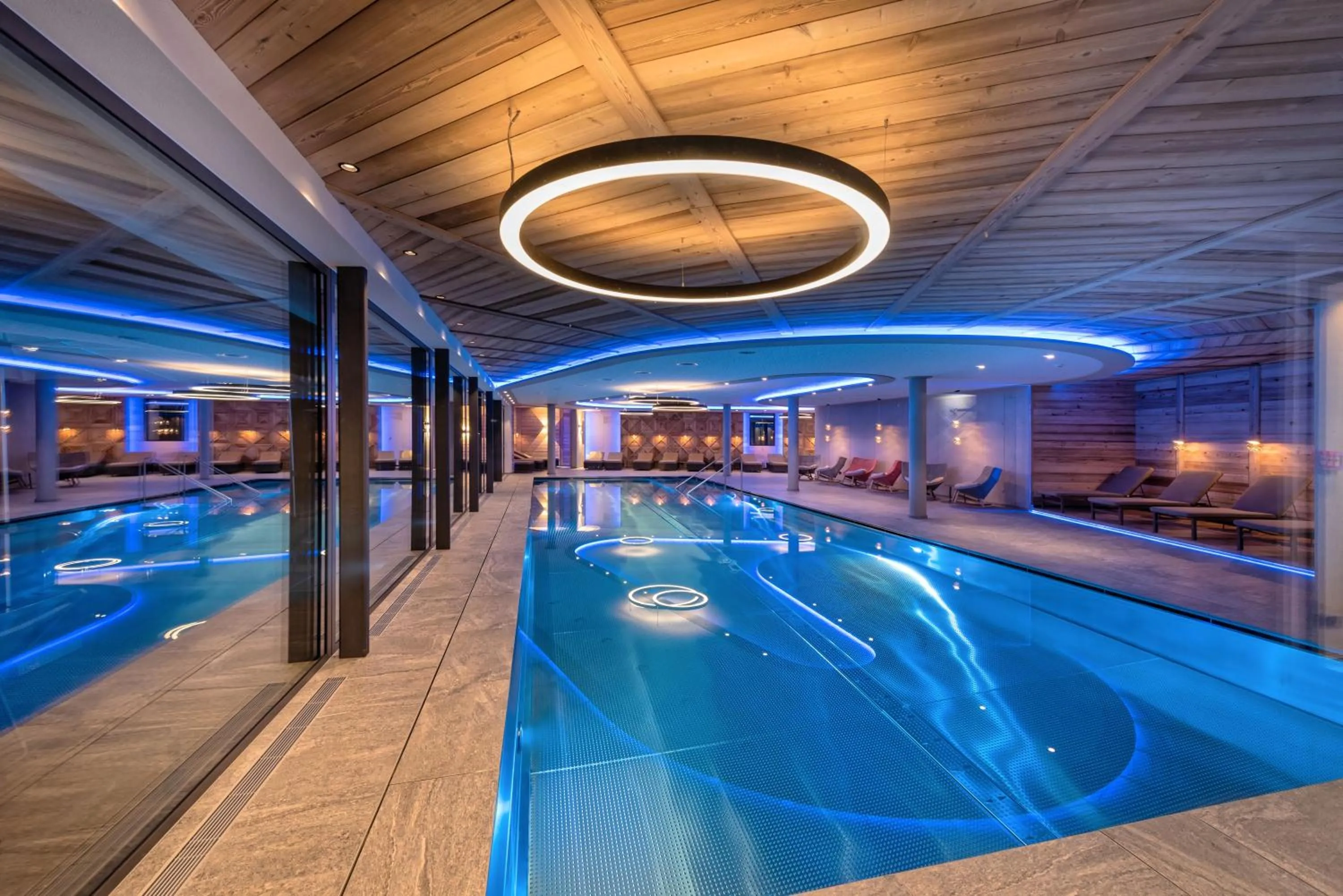 Pool view in Alpinhotel Berghaus spa