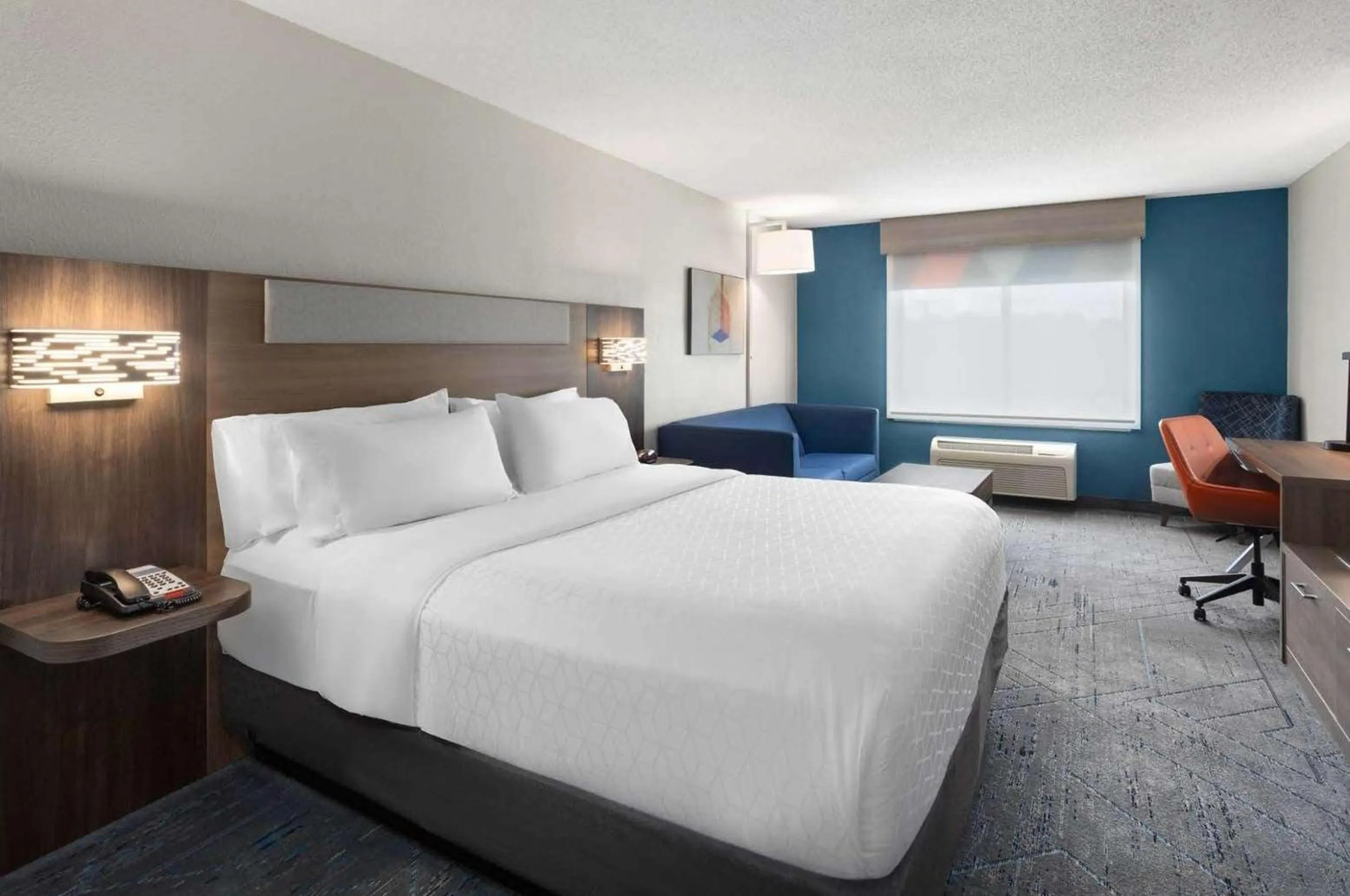 Bed in Holiday Inn Express Hotel & Suites Dubois by IHG