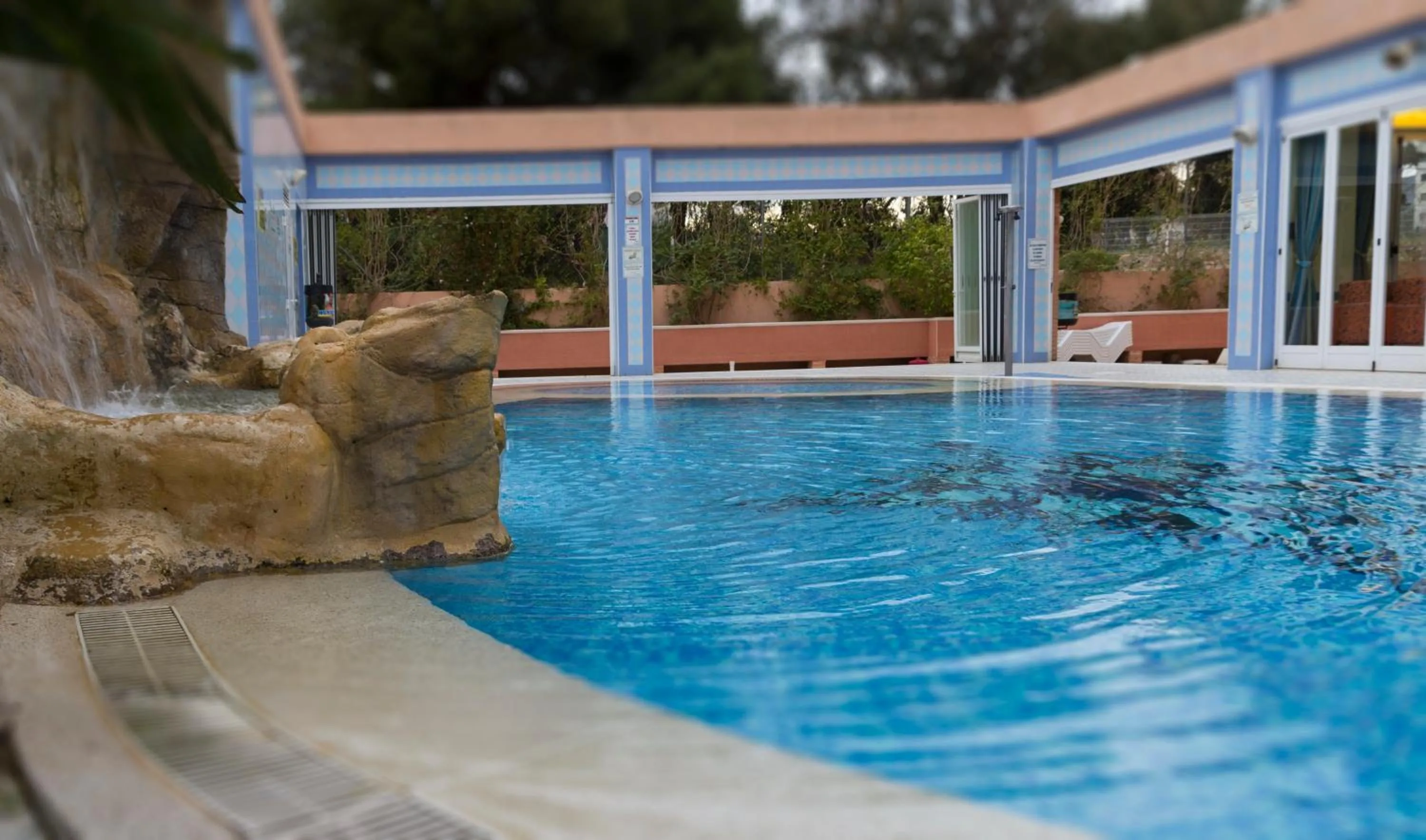 Swimming pool in Hotel Tropic