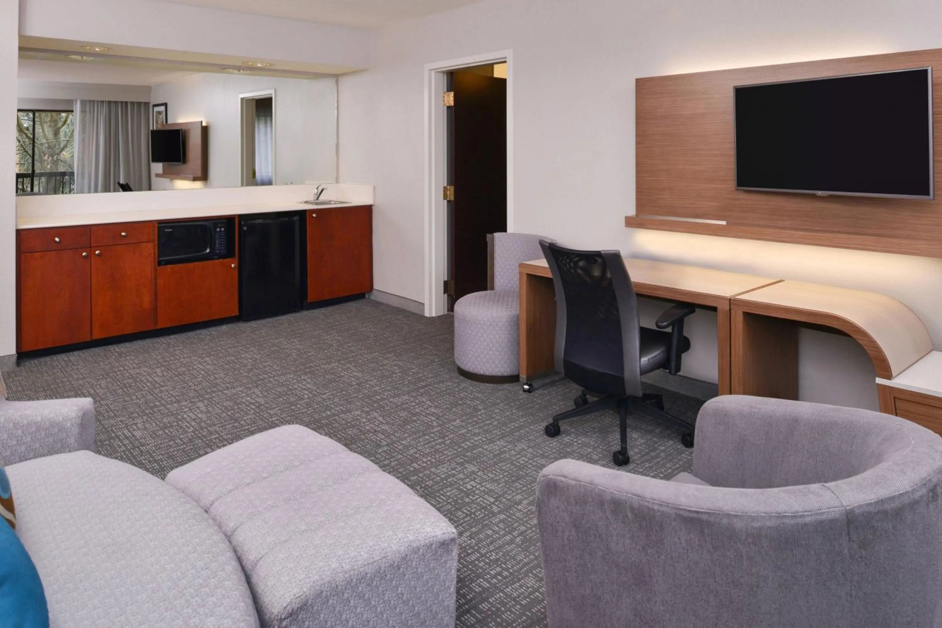 Bedroom in Courtyard Beaumont