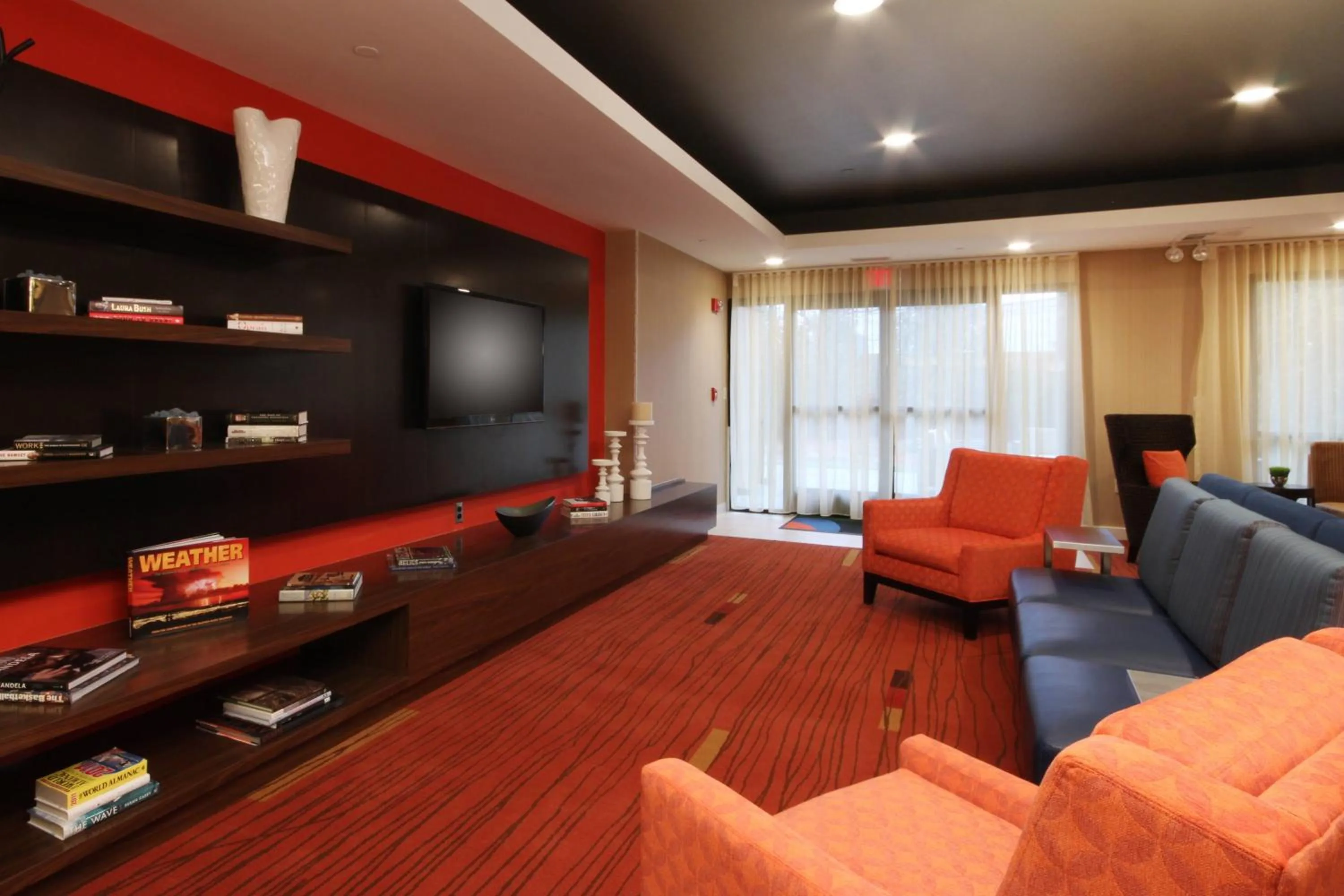 Lobby or reception in Courtyard by Marriott Flint Grand Blanc