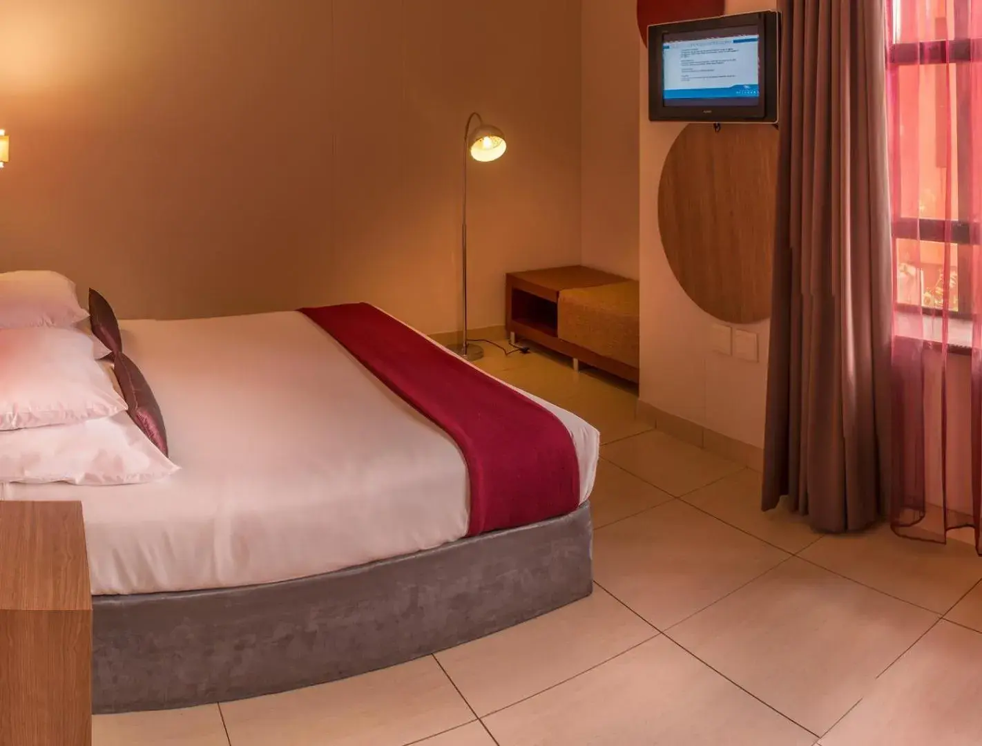 Double or Twin Room - Disability Access in Peermont Metcourt at Rio, Klerksdorp Double or Twin Room - Disability Access in Peermont Metcourt at Rio, Klerksdorp