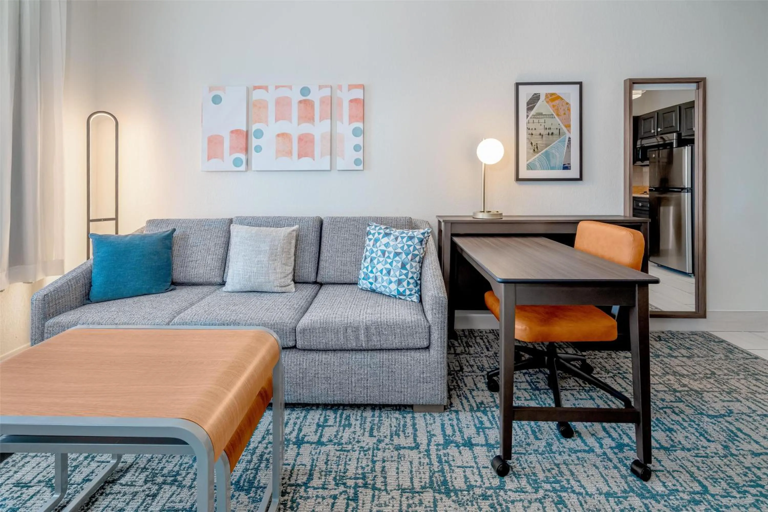 Living room in Homewood Suites by Hilton Eatontown