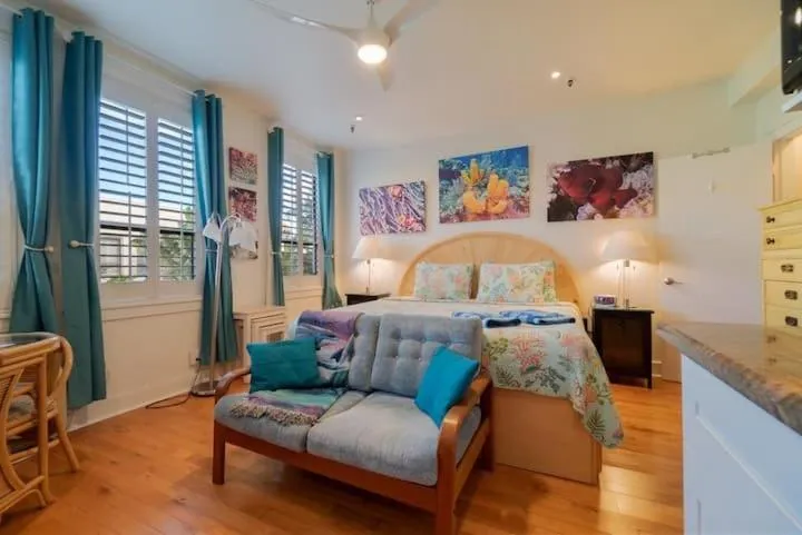 Bed in Tropicals of Palm Beach