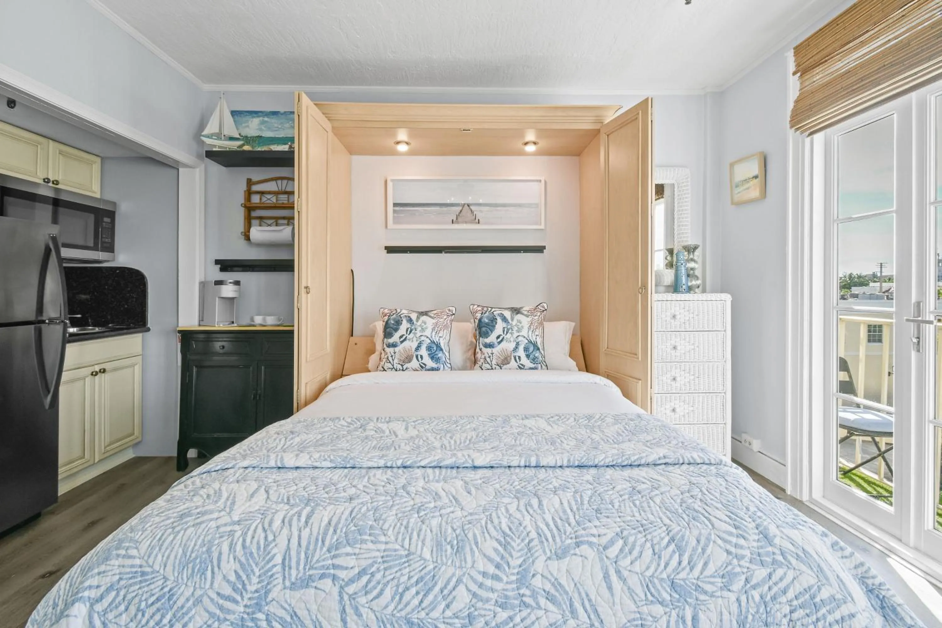 Bed in Tropicals of Palm Beach