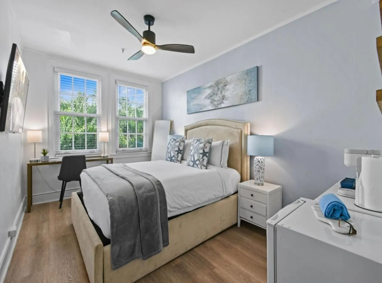 Bed in Tropicals of Palm Beach