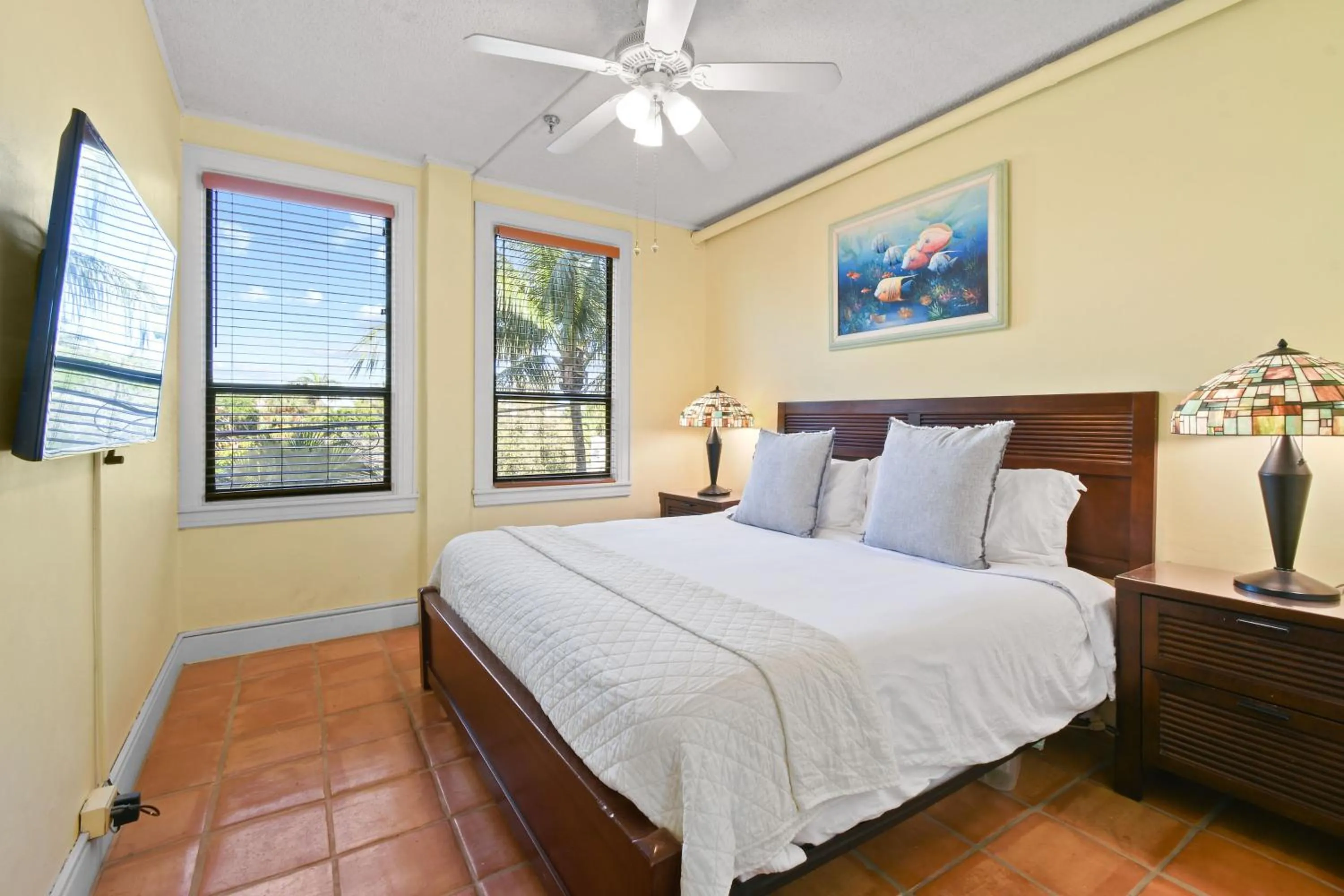 Bed in Tropicals of Palm Beach