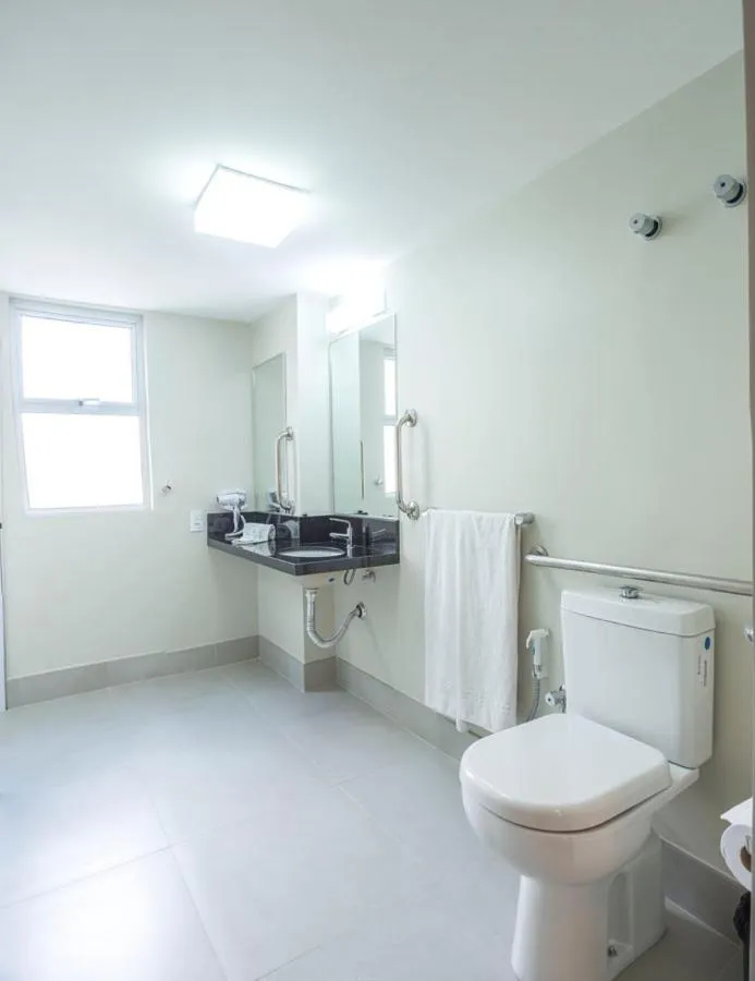 Bathroom in Castelmar Hotel