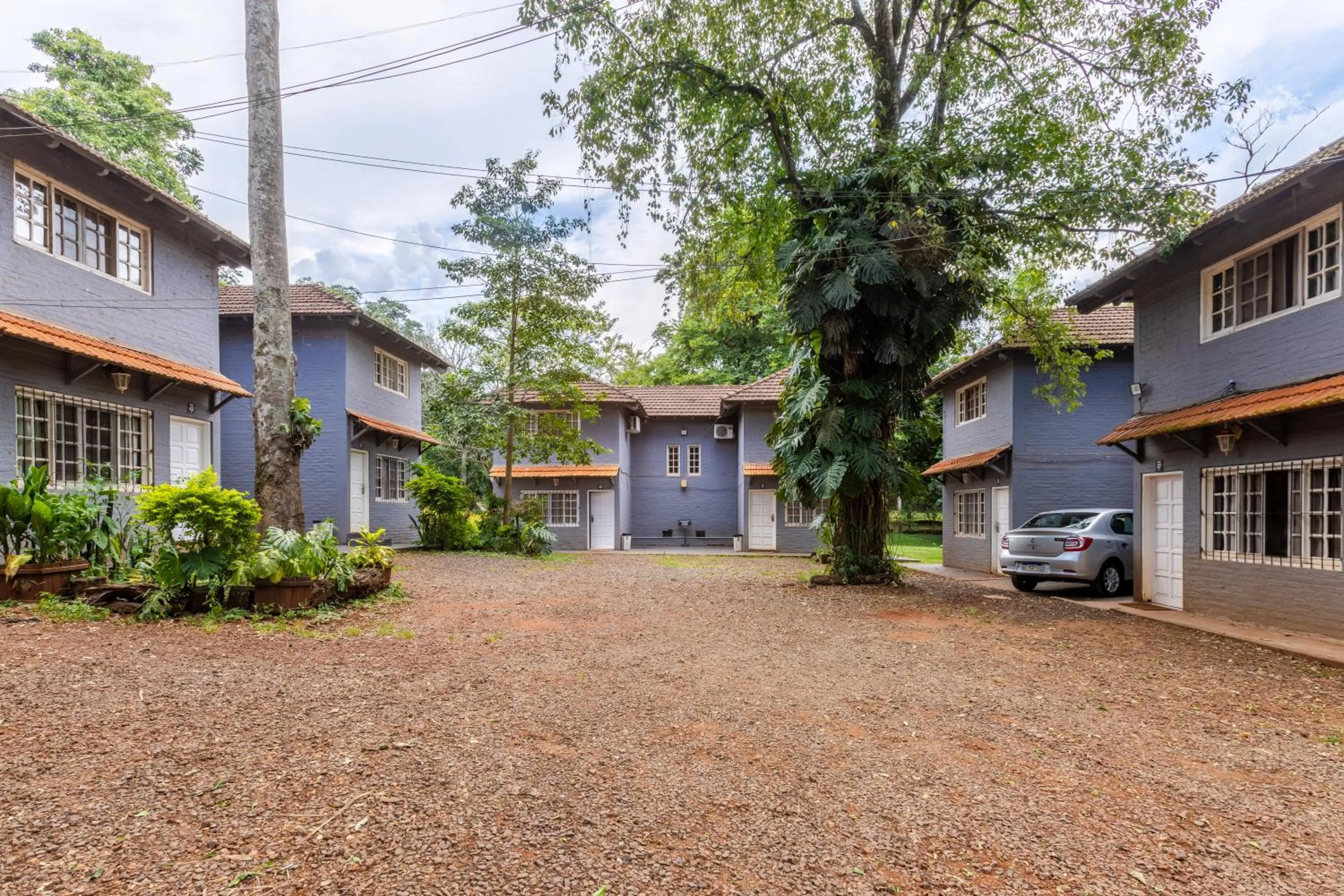Garden in Beer Hotel Iguazú