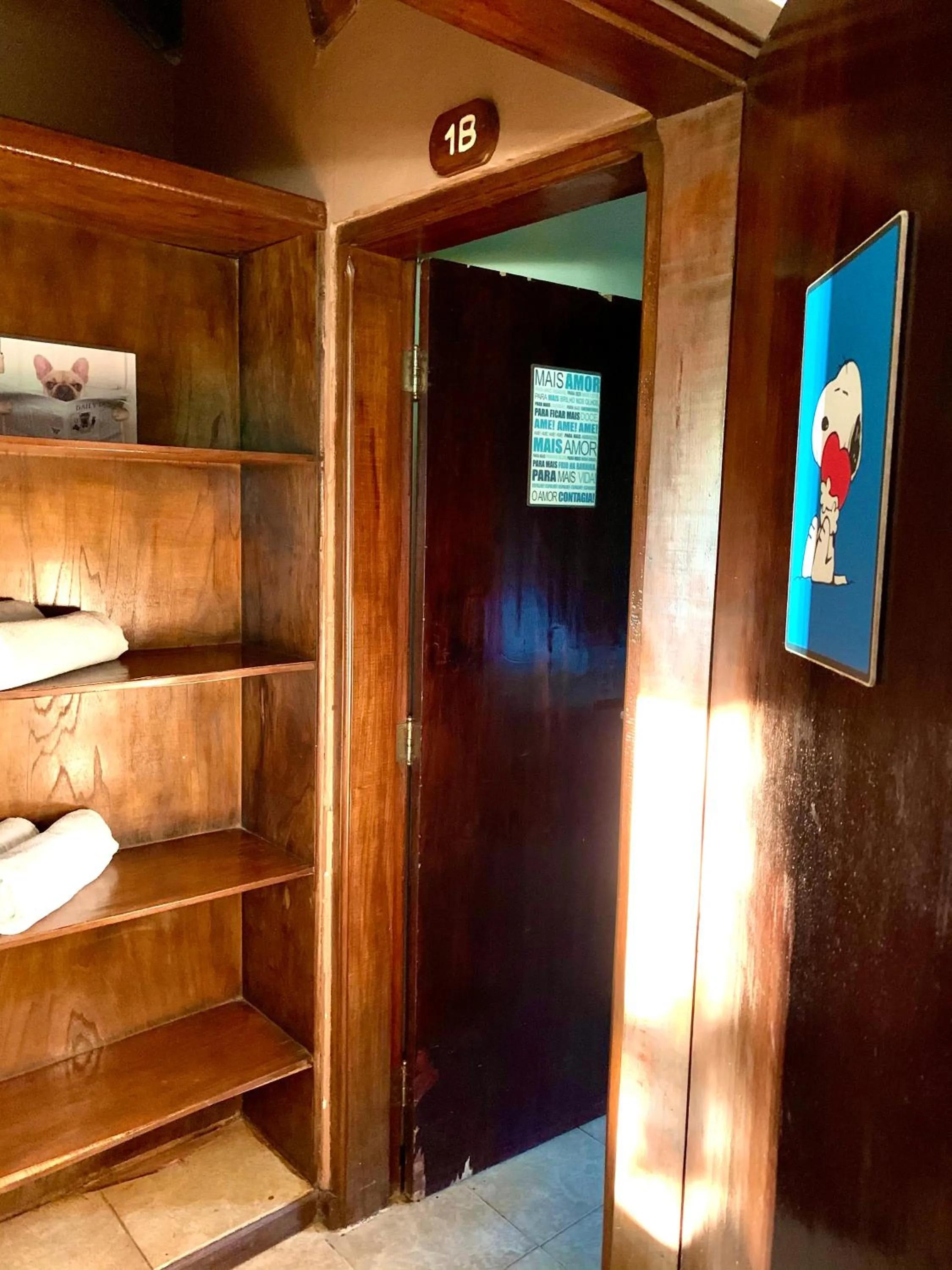 wardrobe in Beer Hotel Iguazú