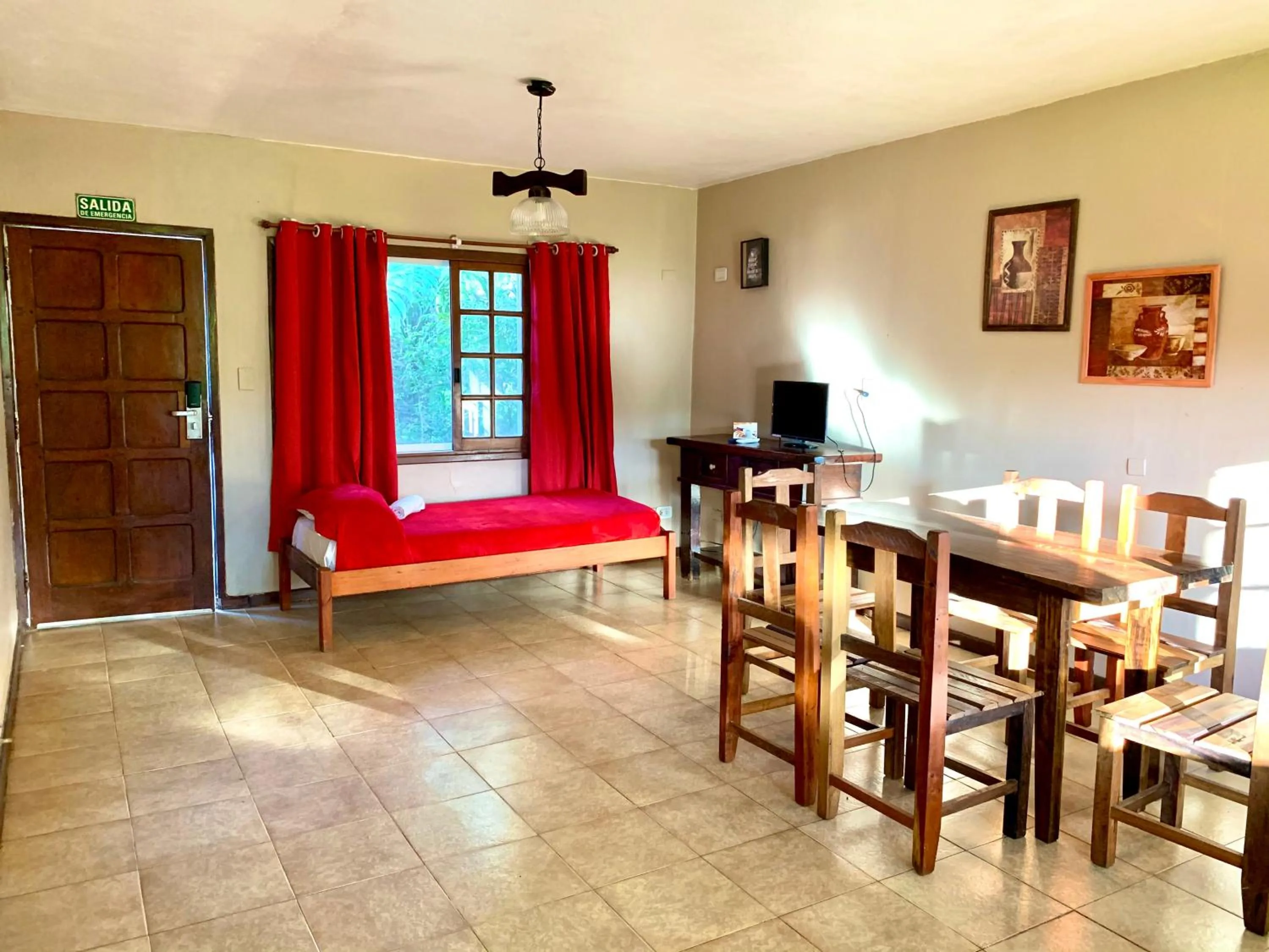 Bed in Beer Hotel Iguazú