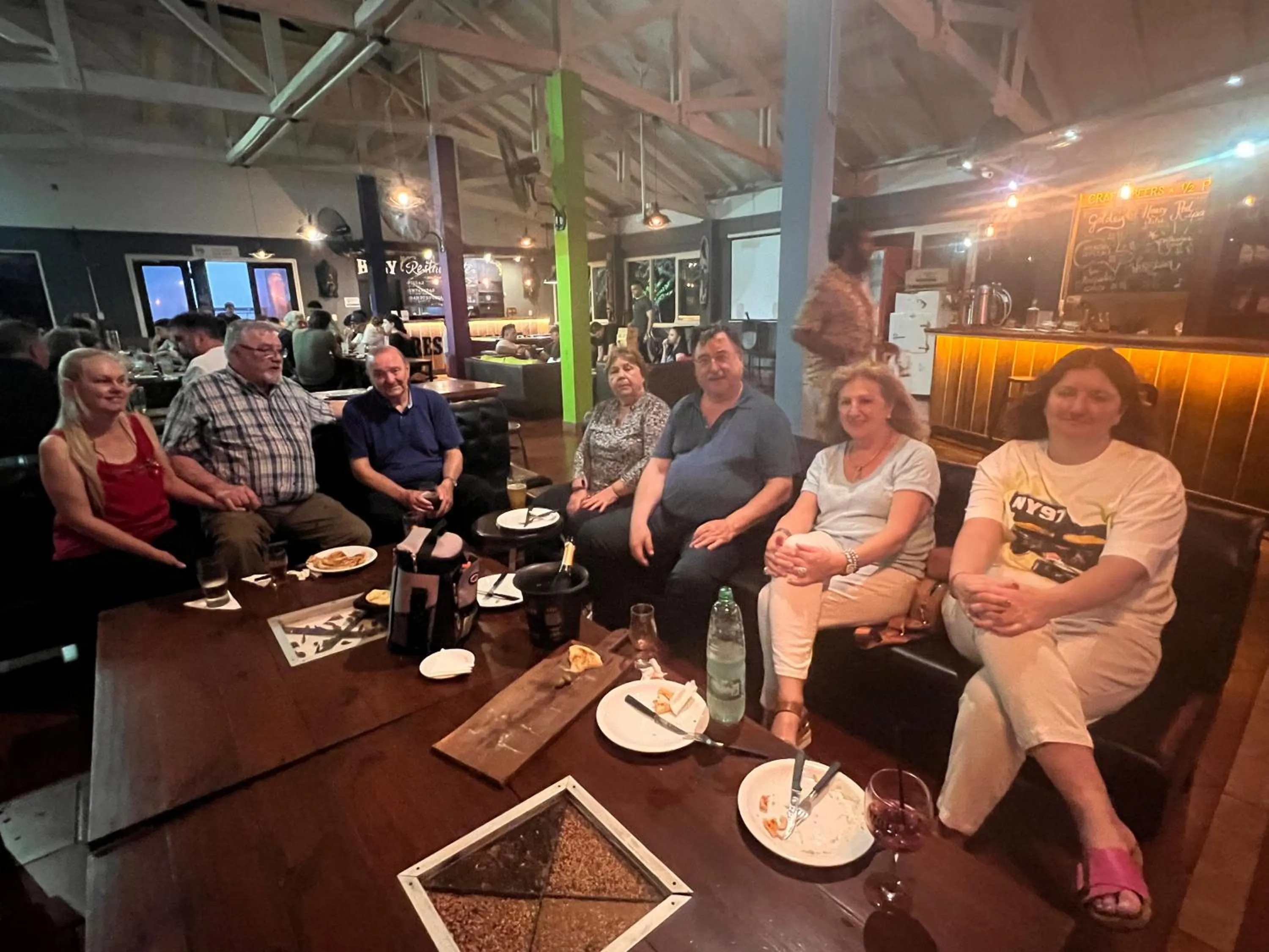 Restaurant/places to eat in Beer Hotel Iguazú