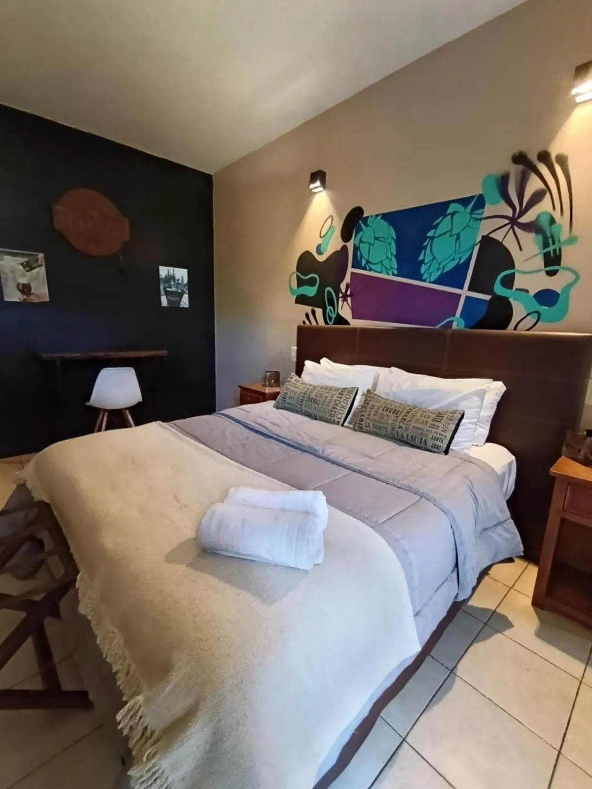 Bedroom, Bed in Beer Hotel Iguazú