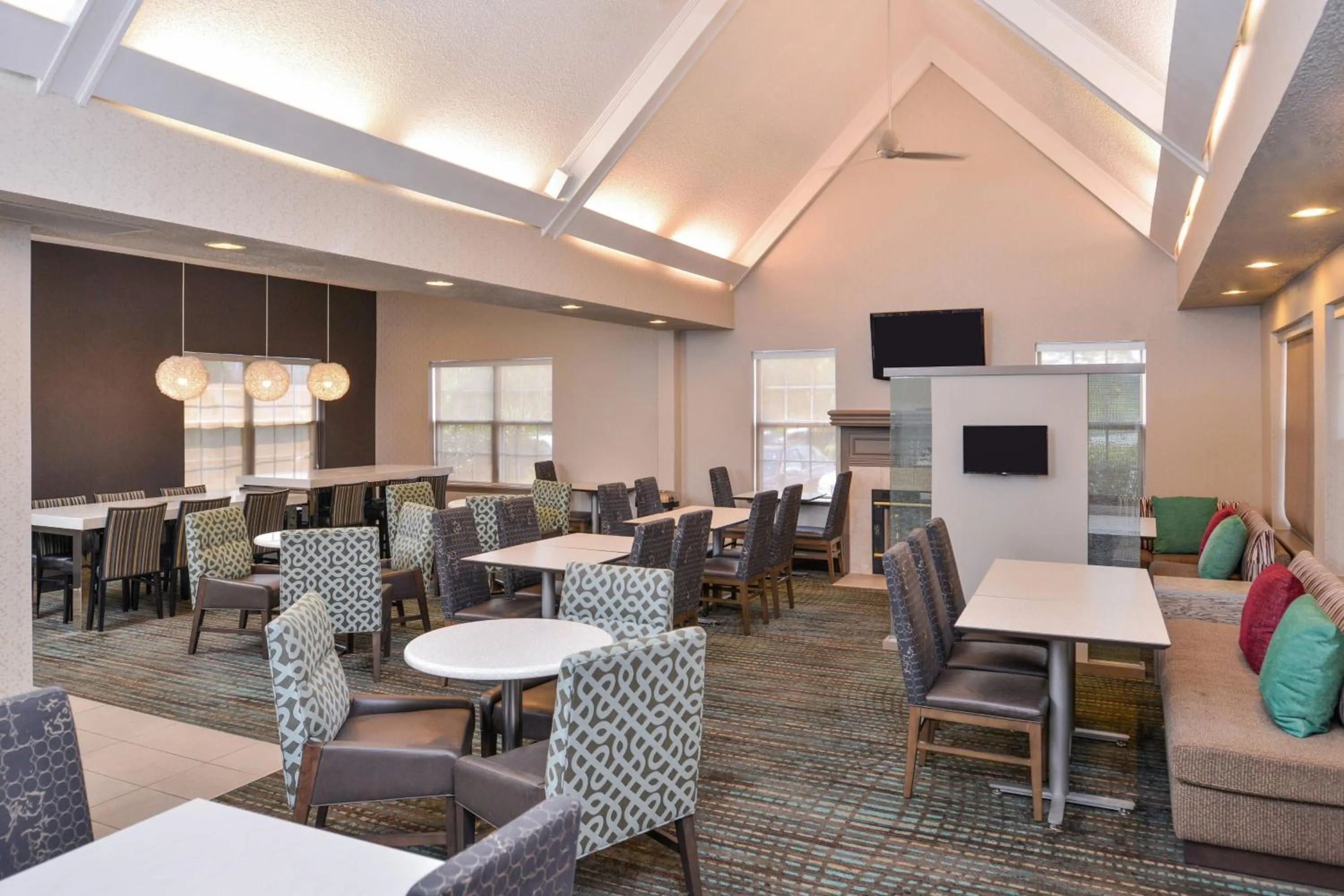 Restaurant/places to eat in Residence Inn by Marriott Branson