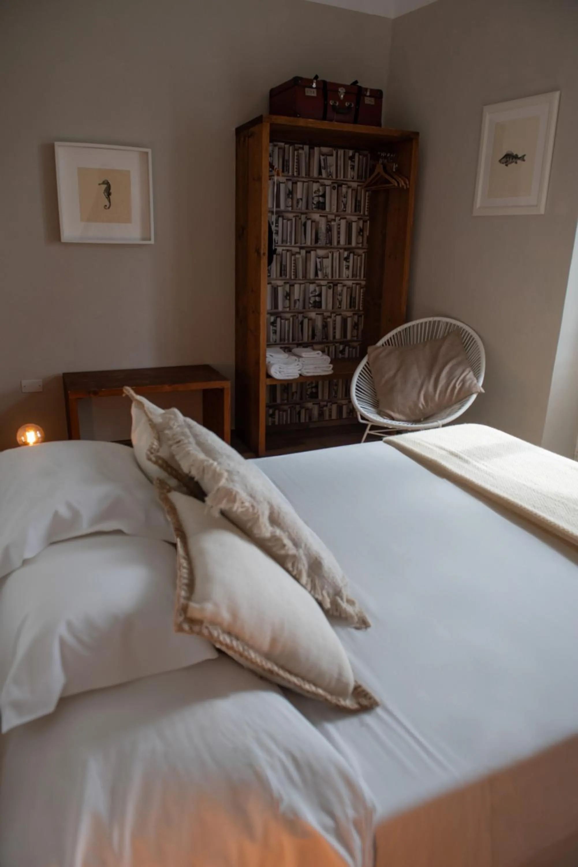 Bedroom, Bed in Fra Diavolo