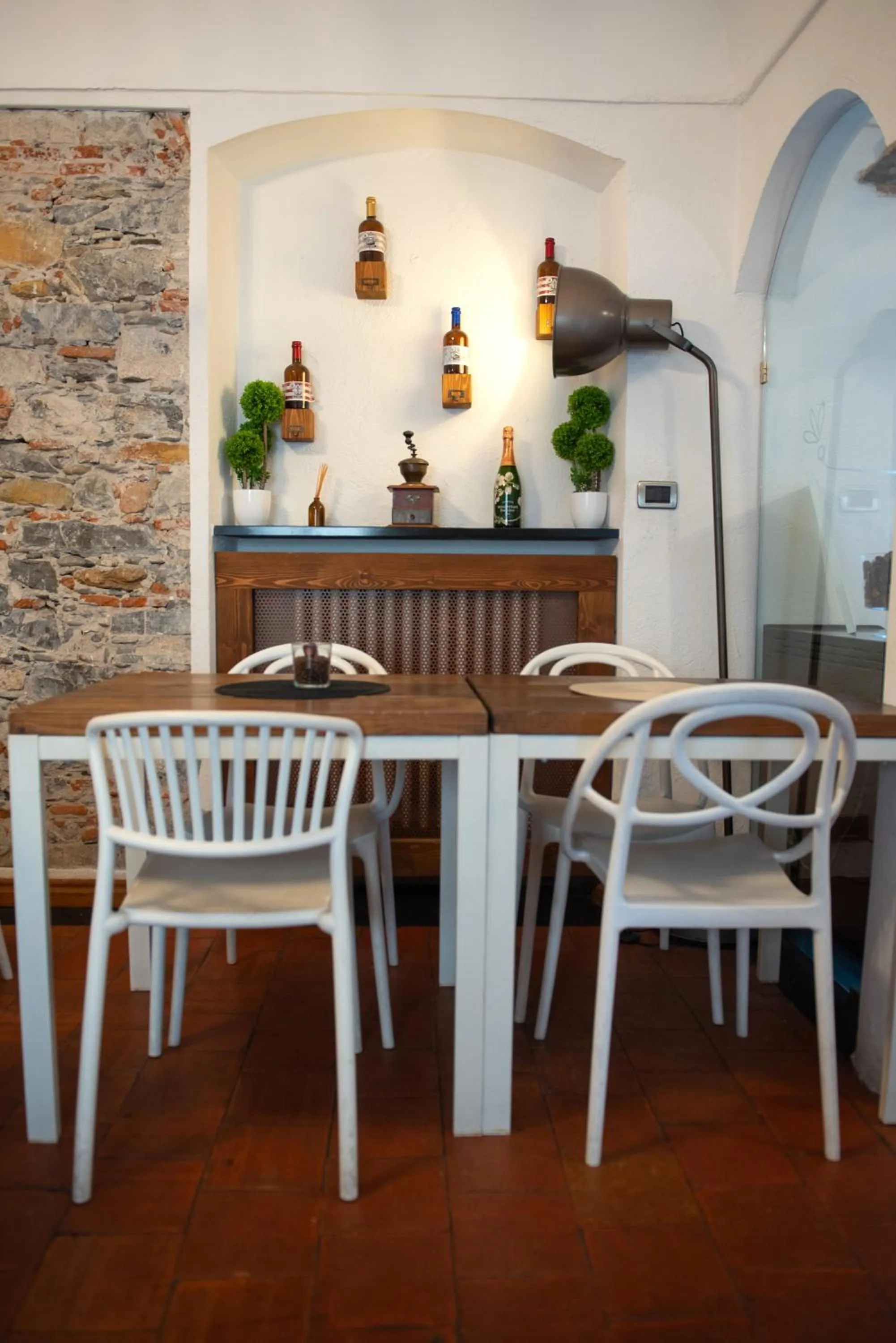 Restaurant/places to eat in Fra Diavolo