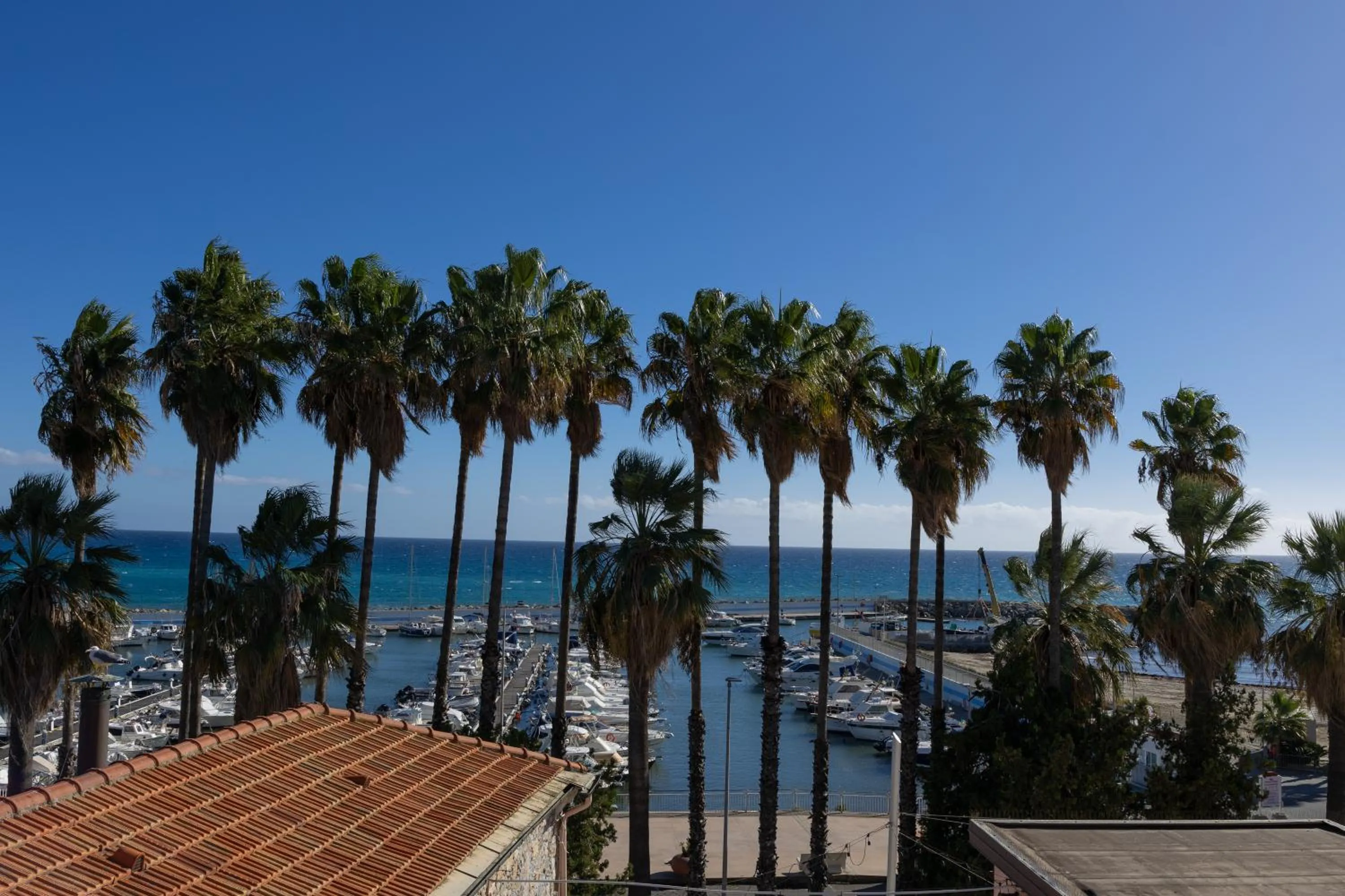 City view in Fra Diavolo