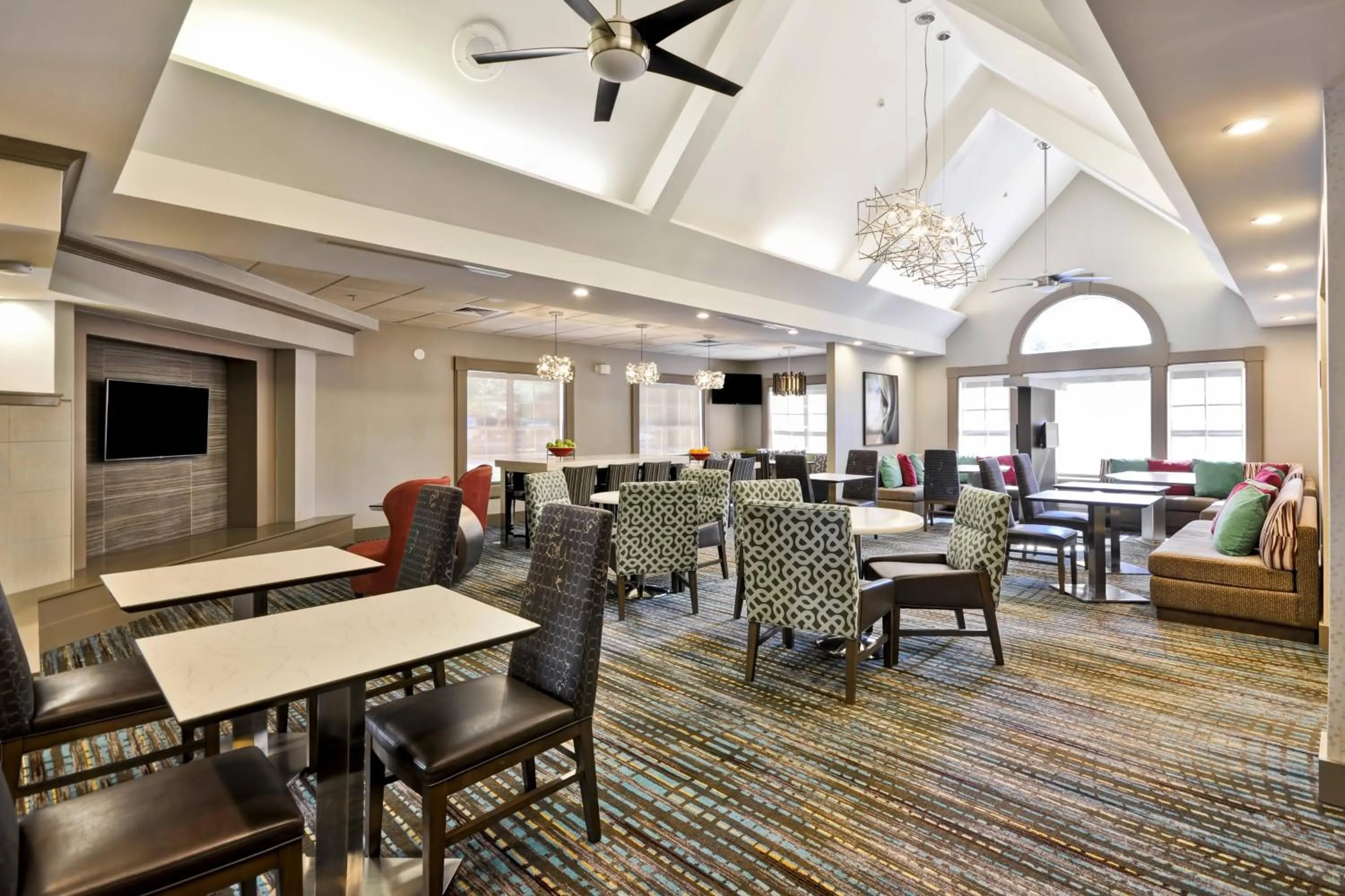 Lobby or reception in Residence Inn by Marriott Jacksonville Airport