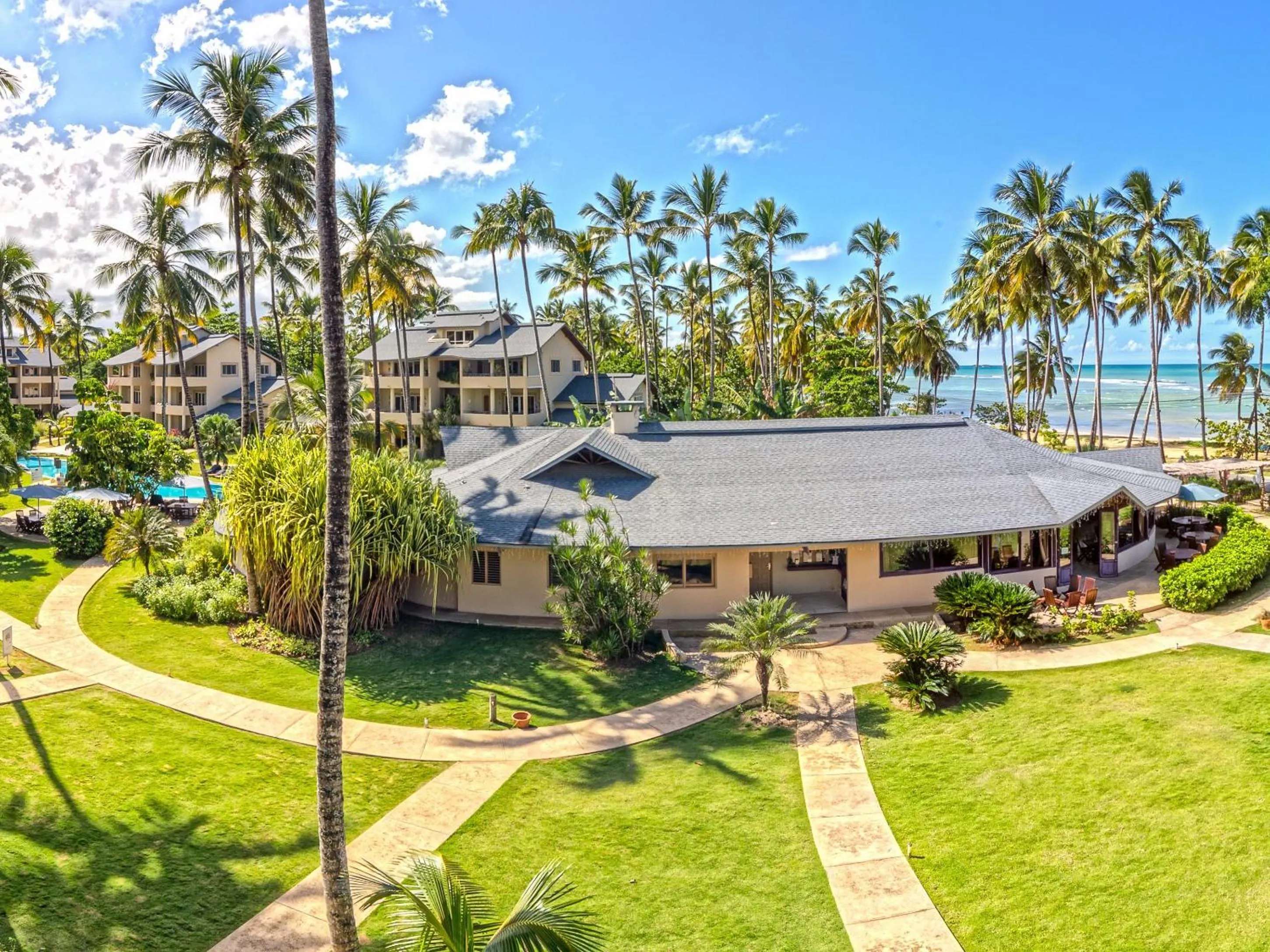 Facade/entrance in Hotel Alisei