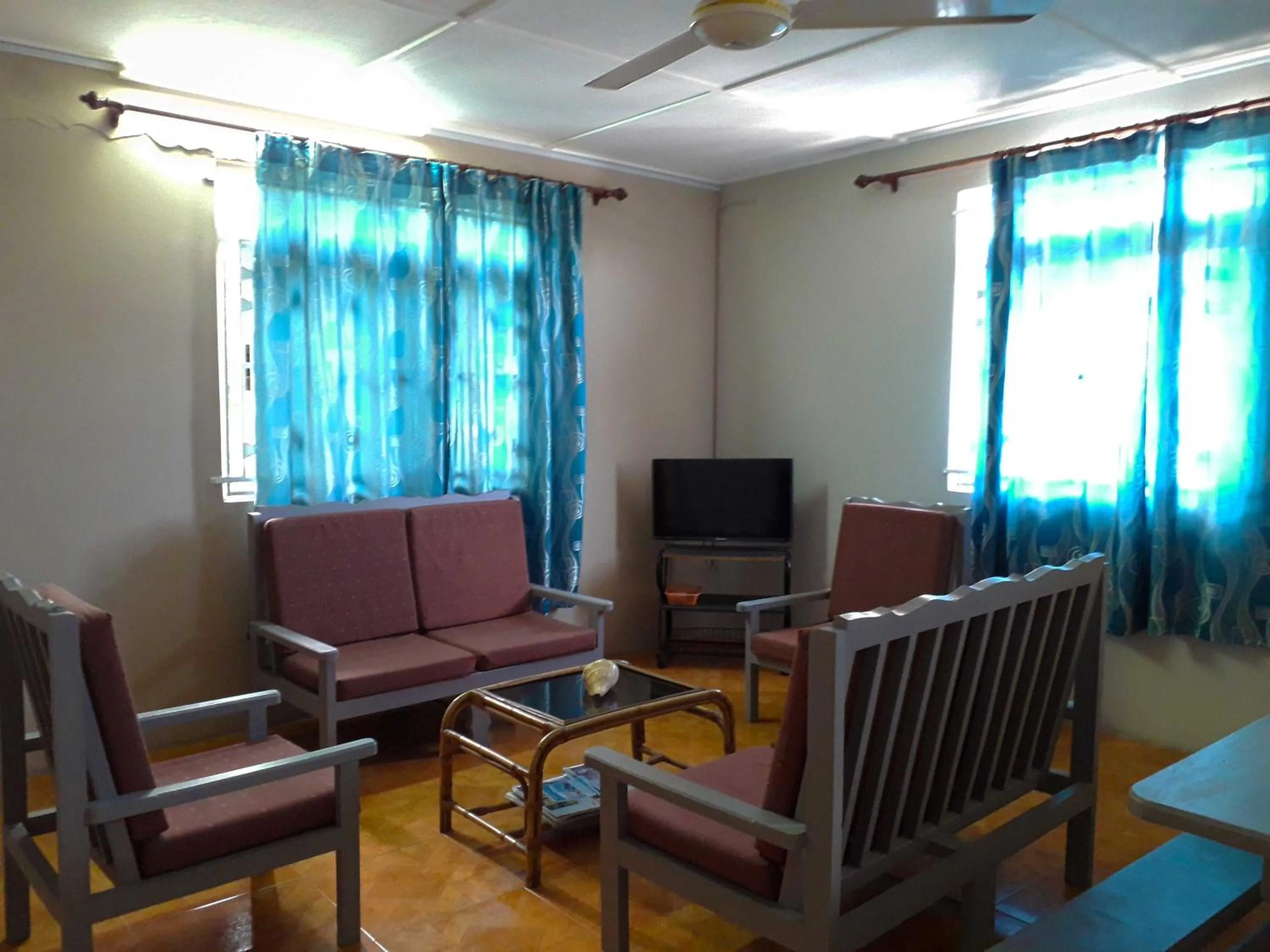 TV and multimedia in Centraville