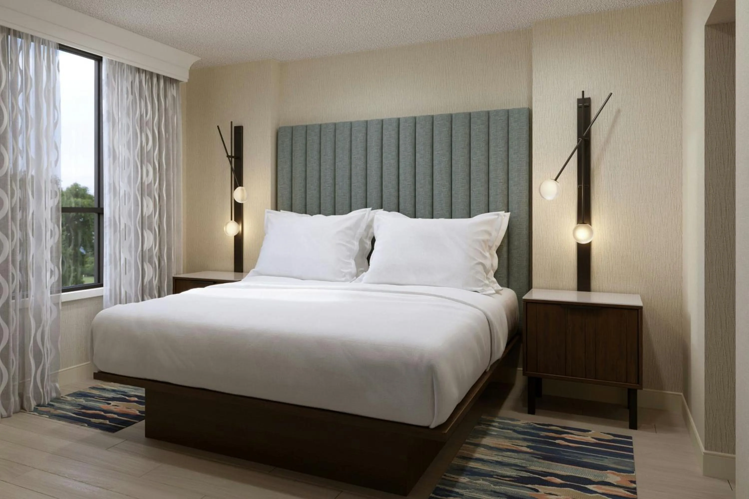 Photo of the whole room, Bed in Chicago Marriott Suites Deerfield