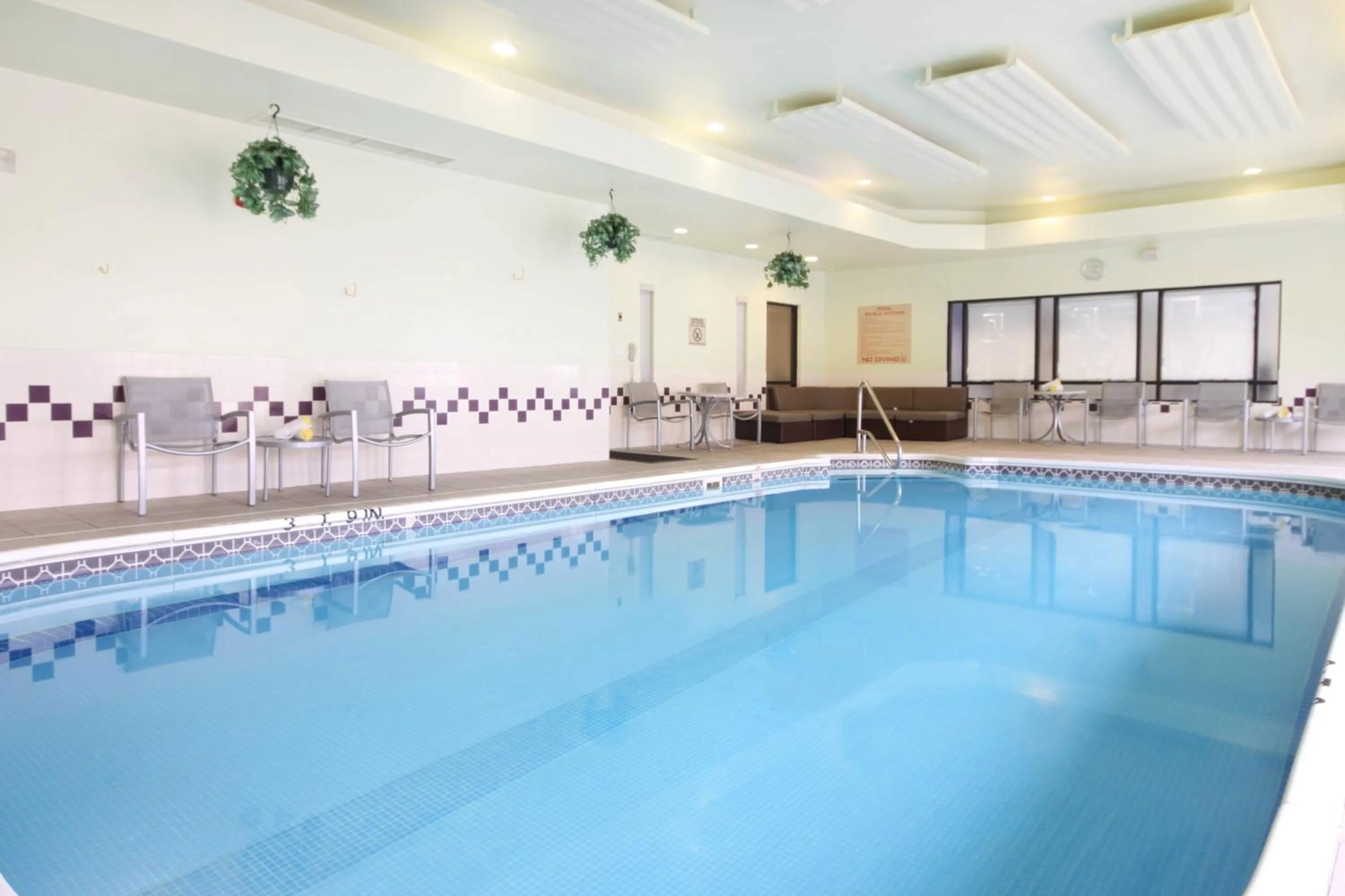 Swimming pool in SpringHill Suites by Marriott Tulsa