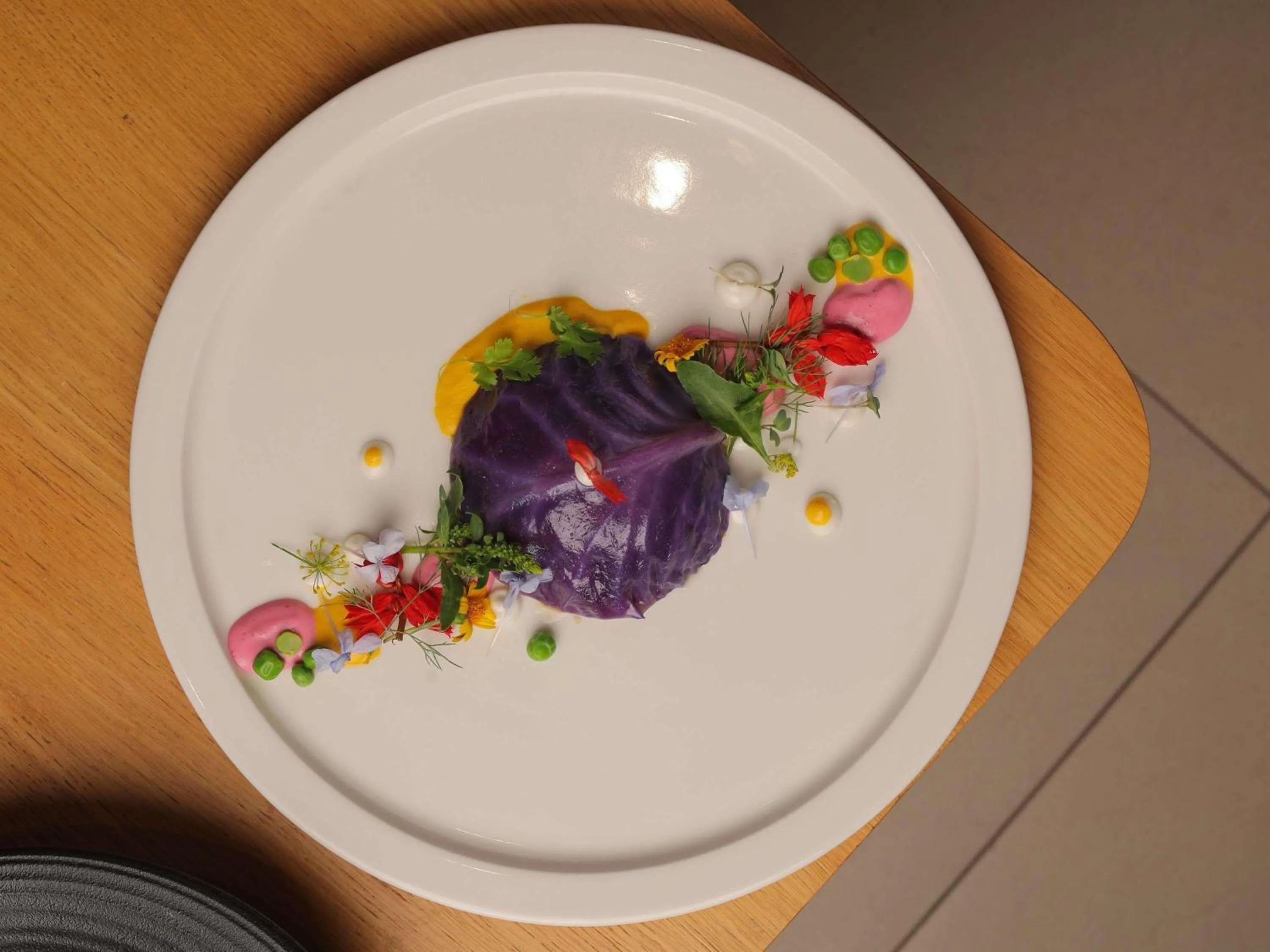 Restaurant/places to eat in Novotel Hyderabad Airport