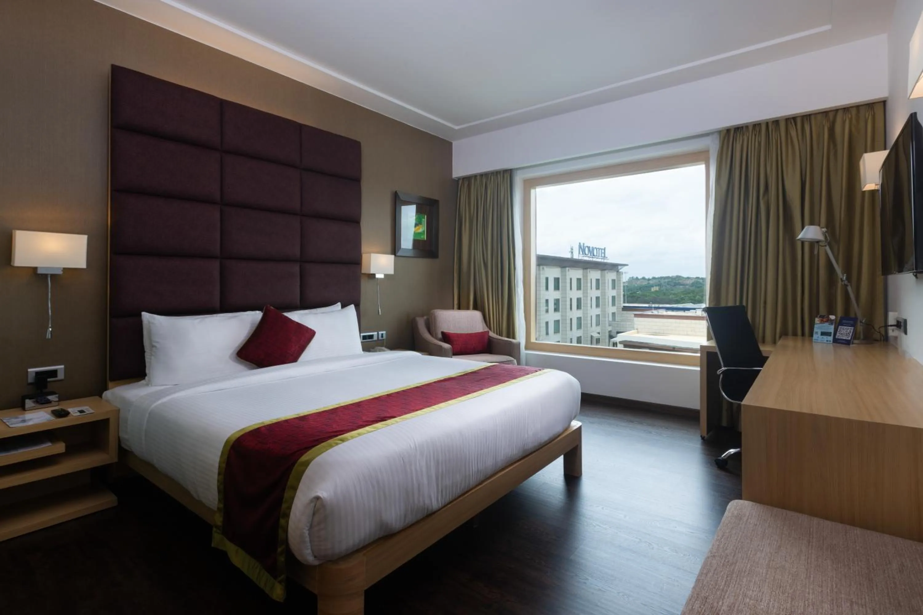 Bedroom, Bed in Novotel Hyderabad Airport