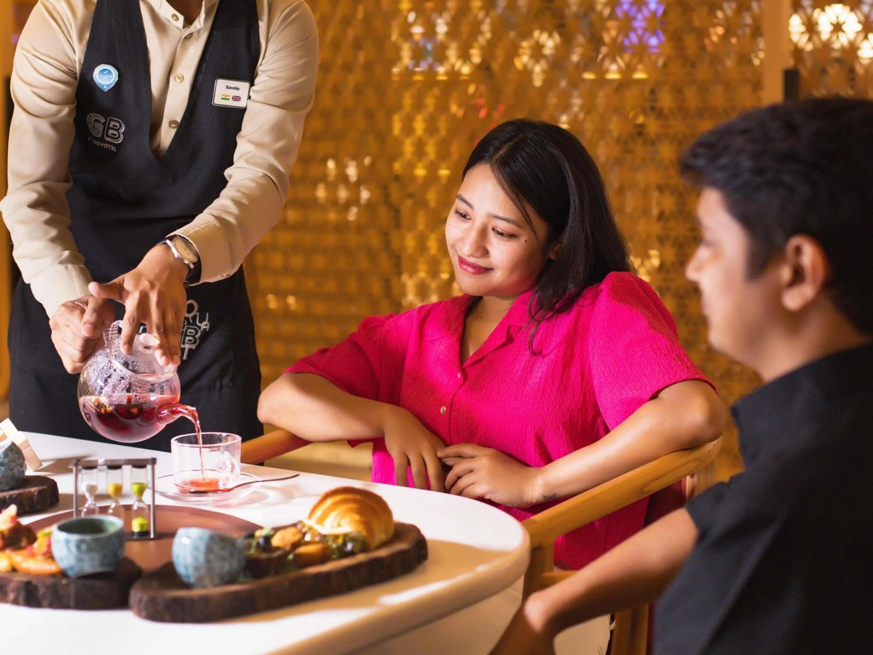 Lounge or bar in Novotel Hyderabad Airport