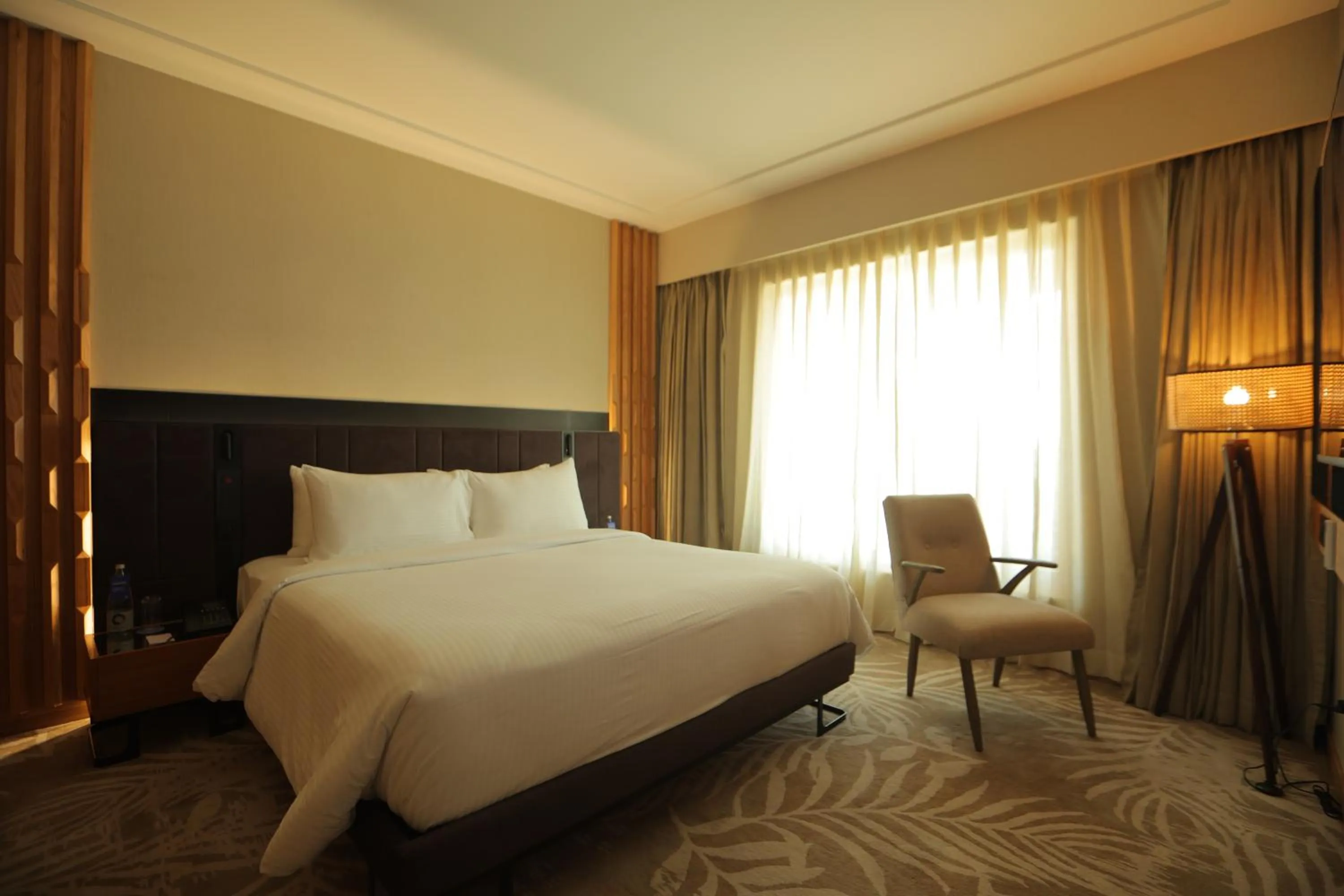 Bed in Novotel Hyderabad Airport