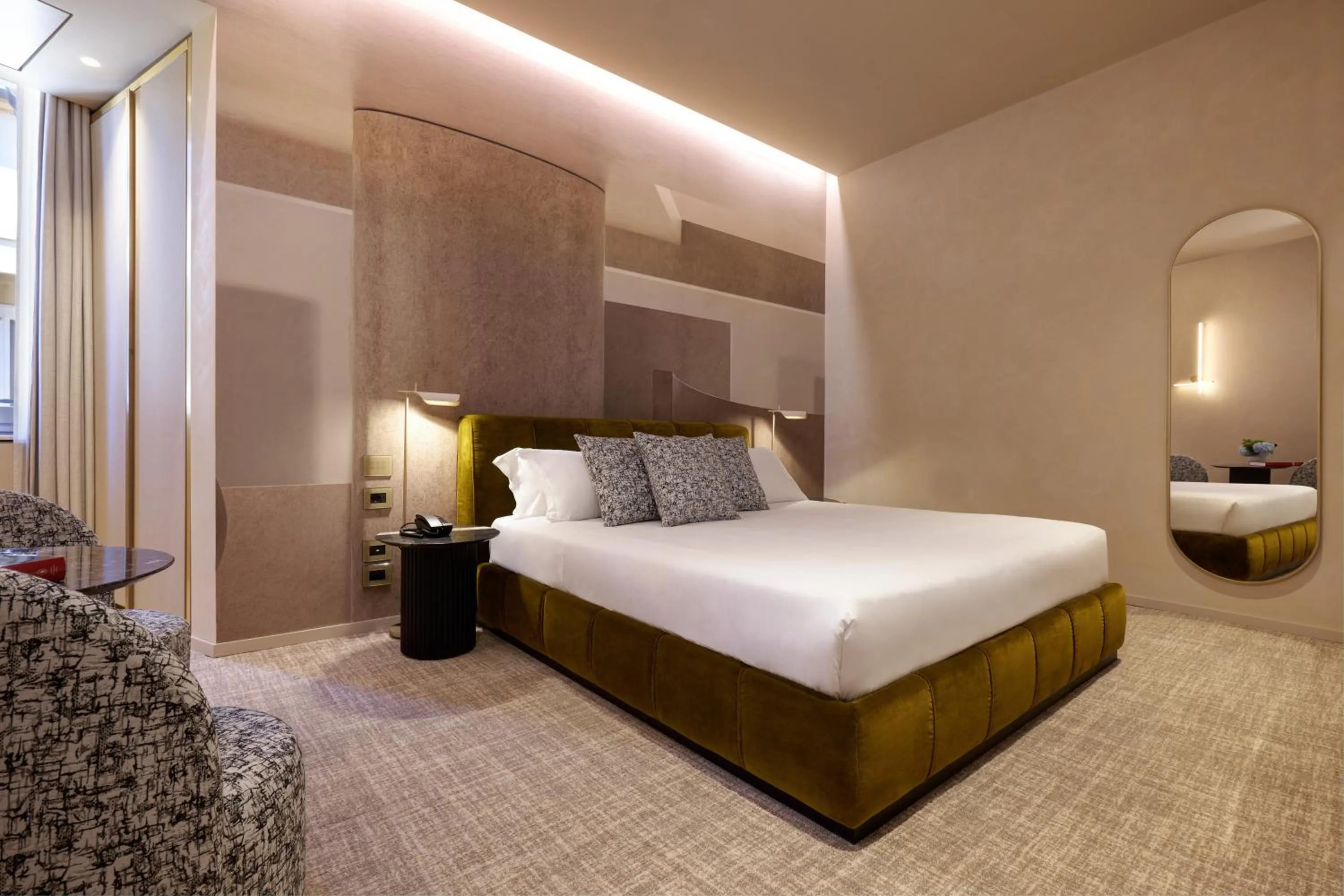 Bed in Borghese Contemporary Hotel