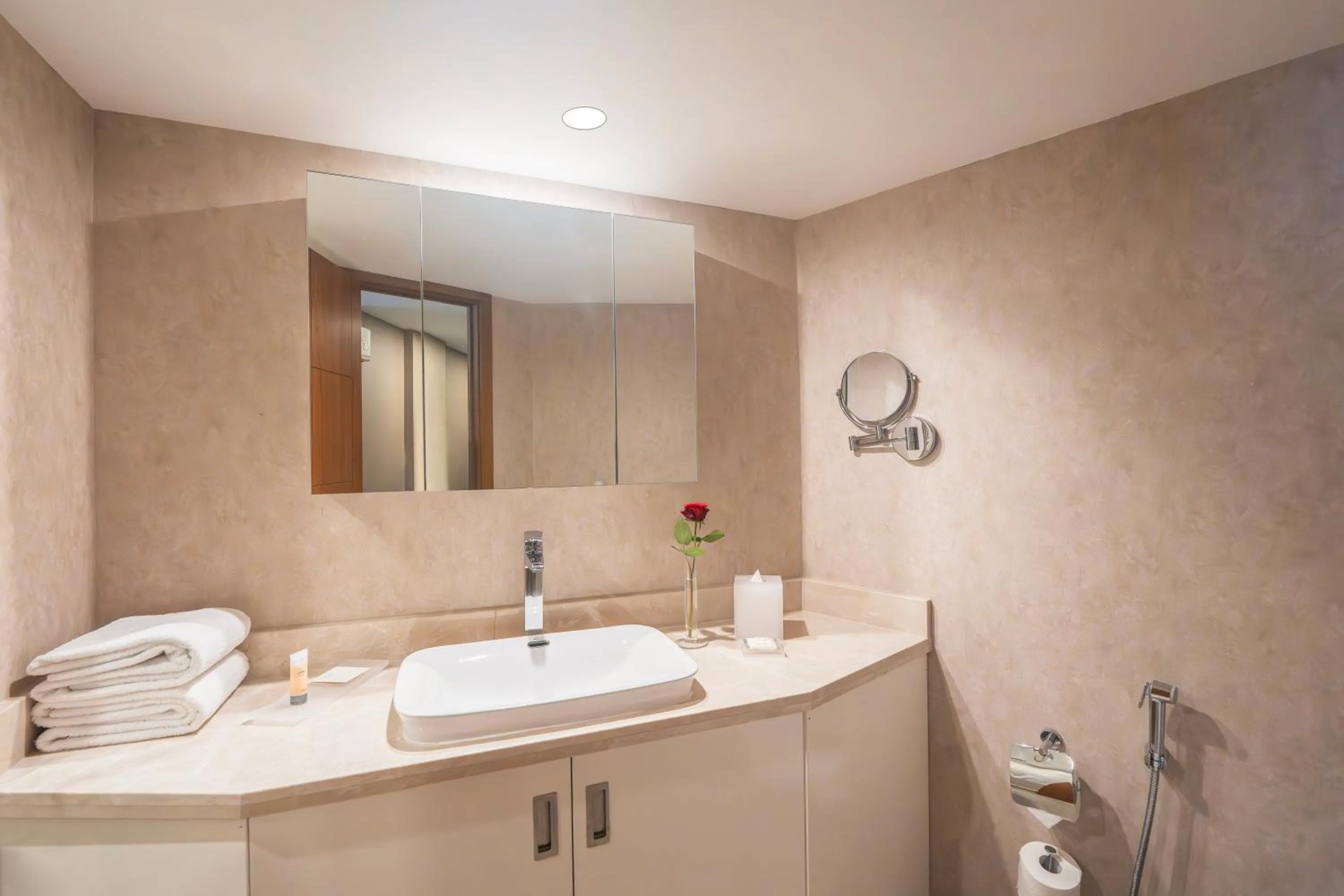 Bathroom in Hyatt Regency Galleria Residence Dubai