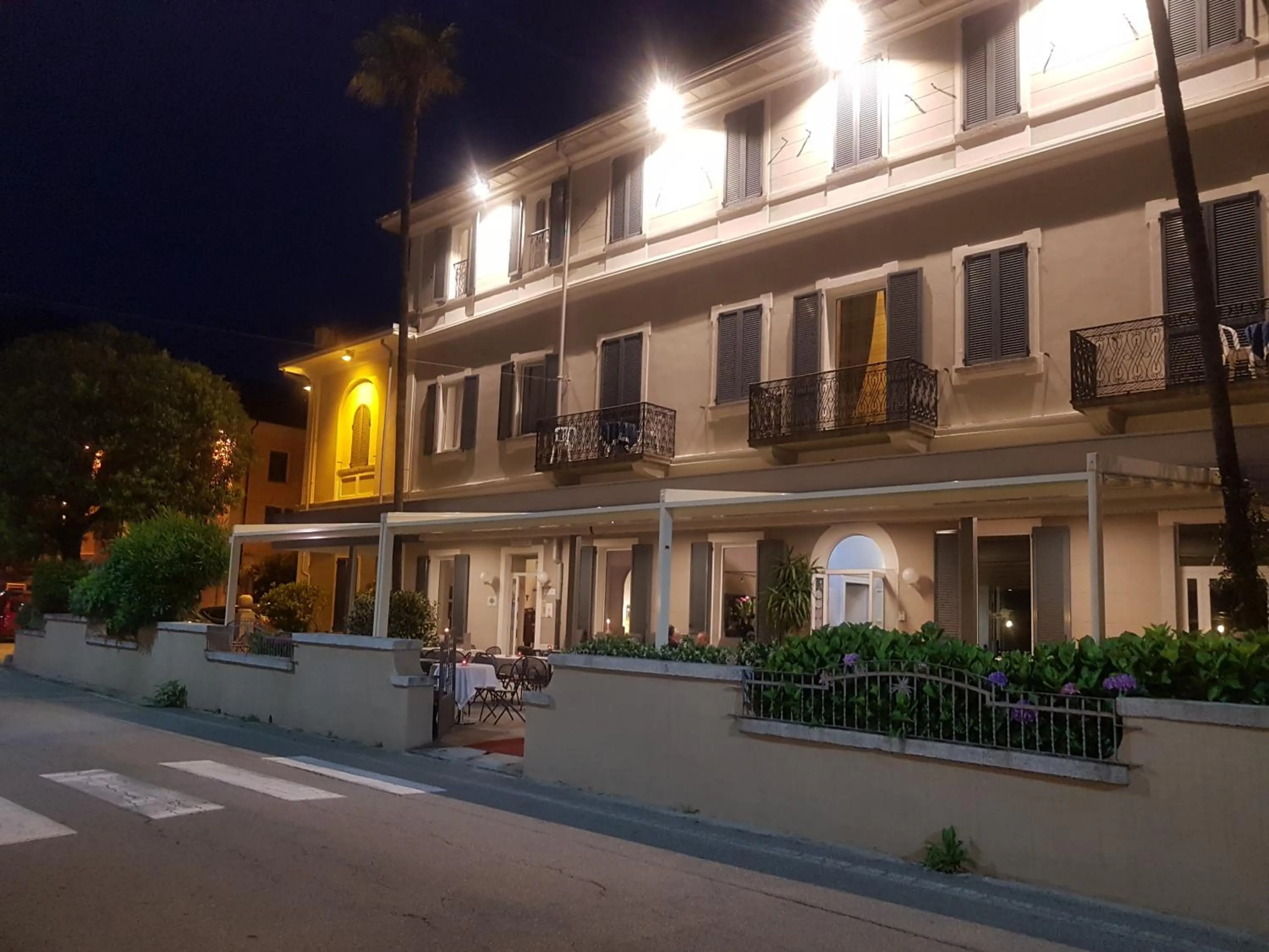 Property building in Hotel Due Palme