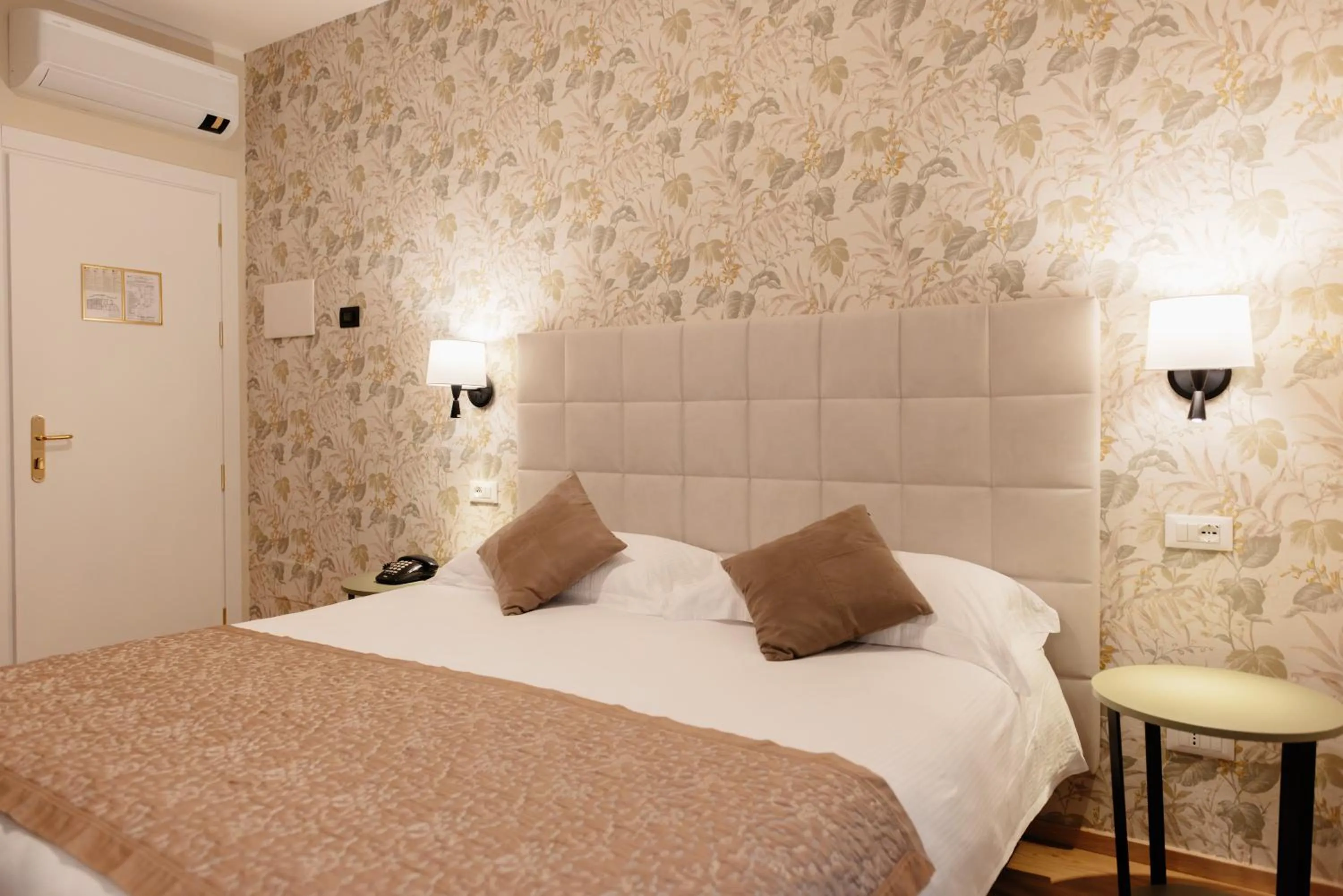 Bed in Hotel Due Palme