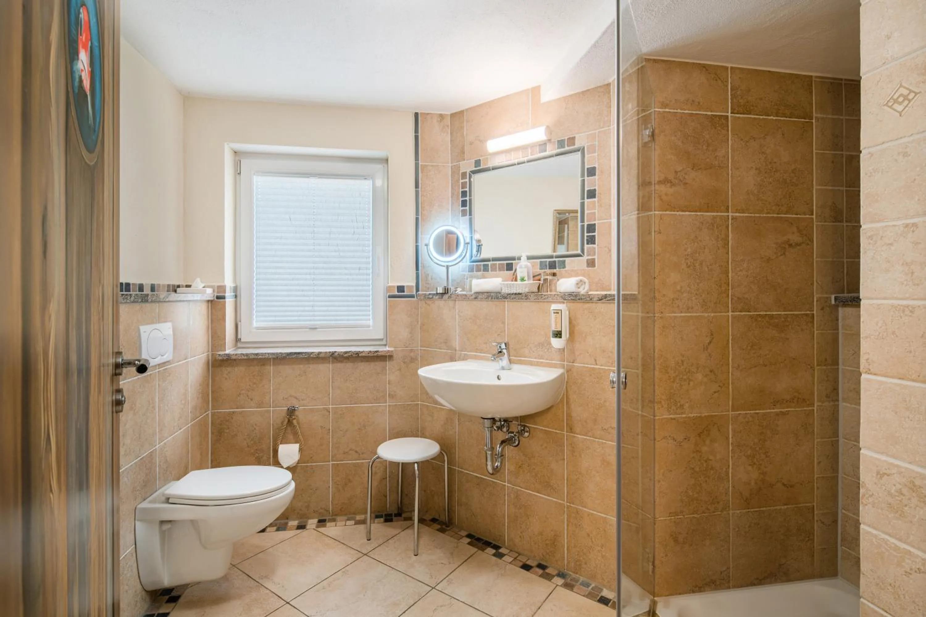 Bathroom in Hotel Hofgut Tiergarten