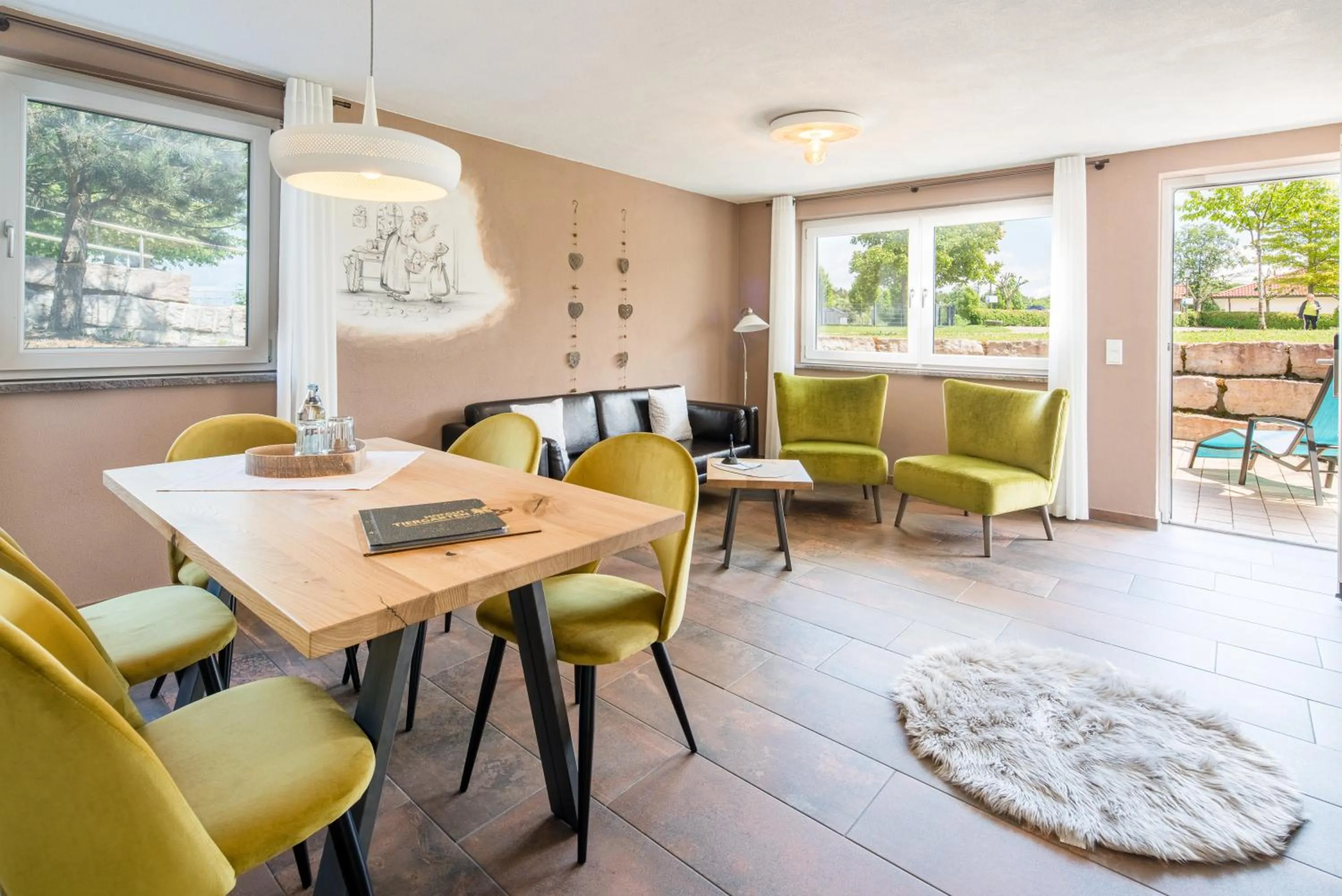 Living room in Hotel Hofgut Tiergarten