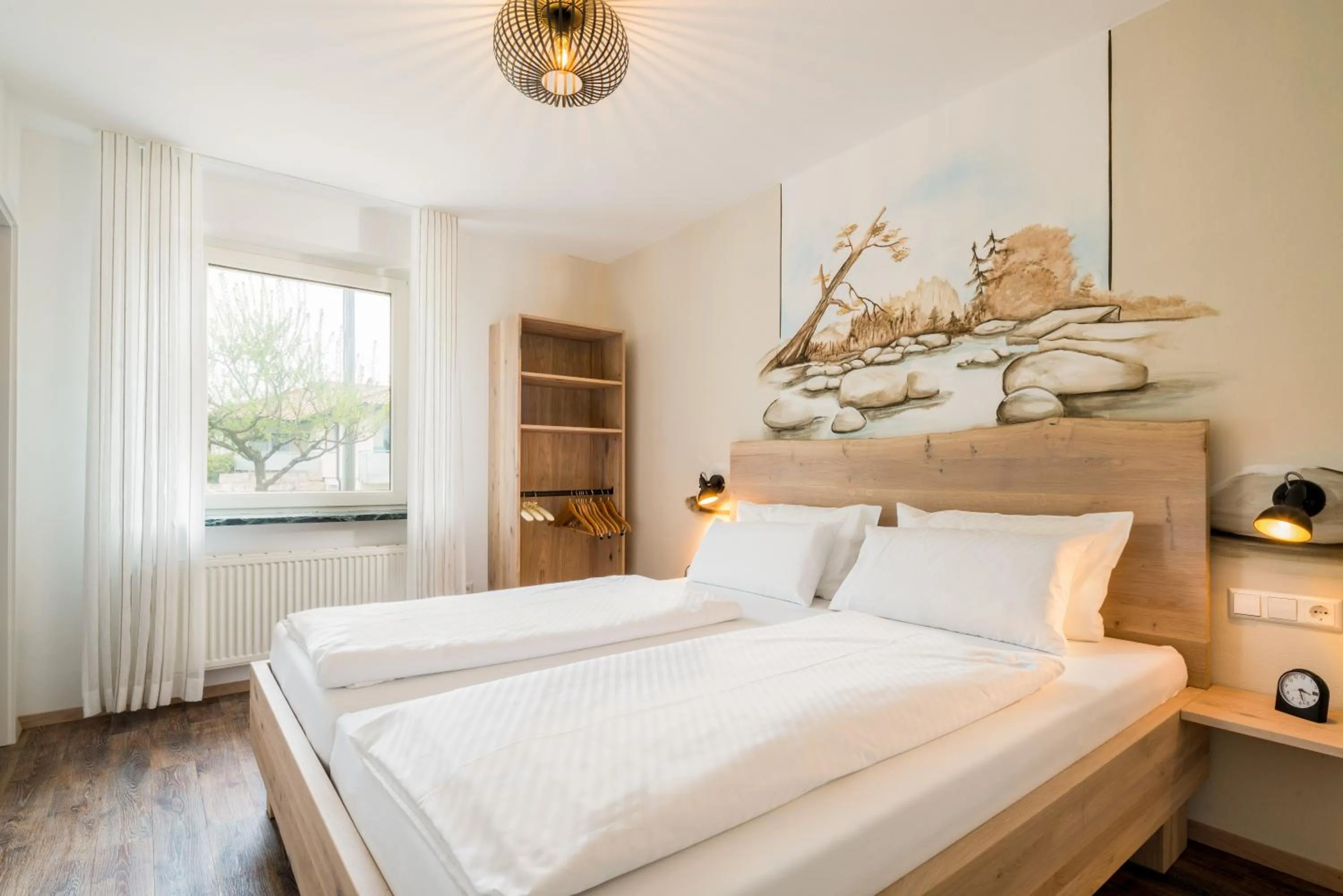 Bed in Hotel Hofgut Tiergarten