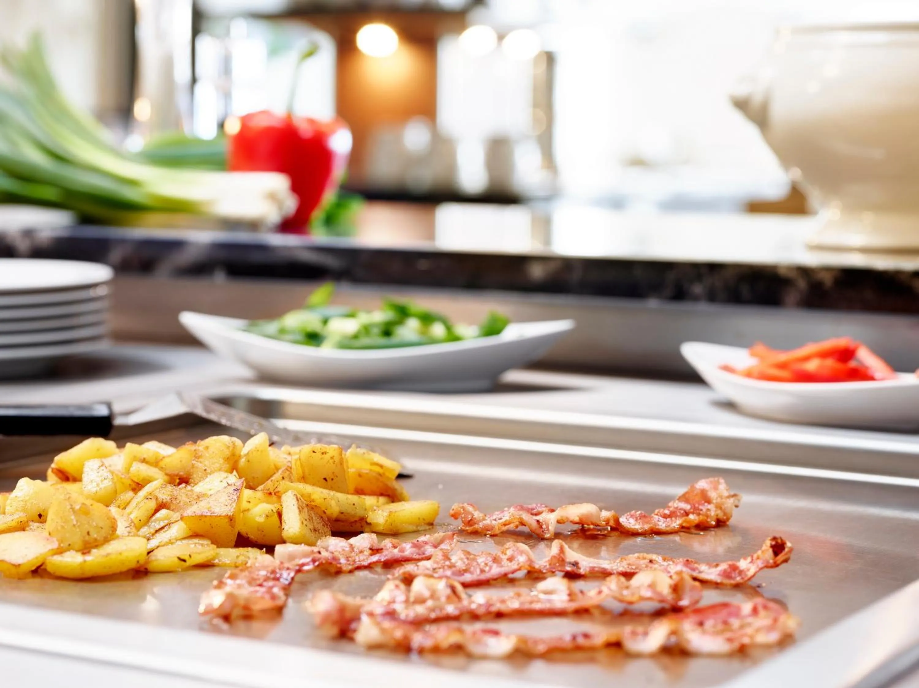 Buffet breakfast in Hotel Hofgut Tiergarten