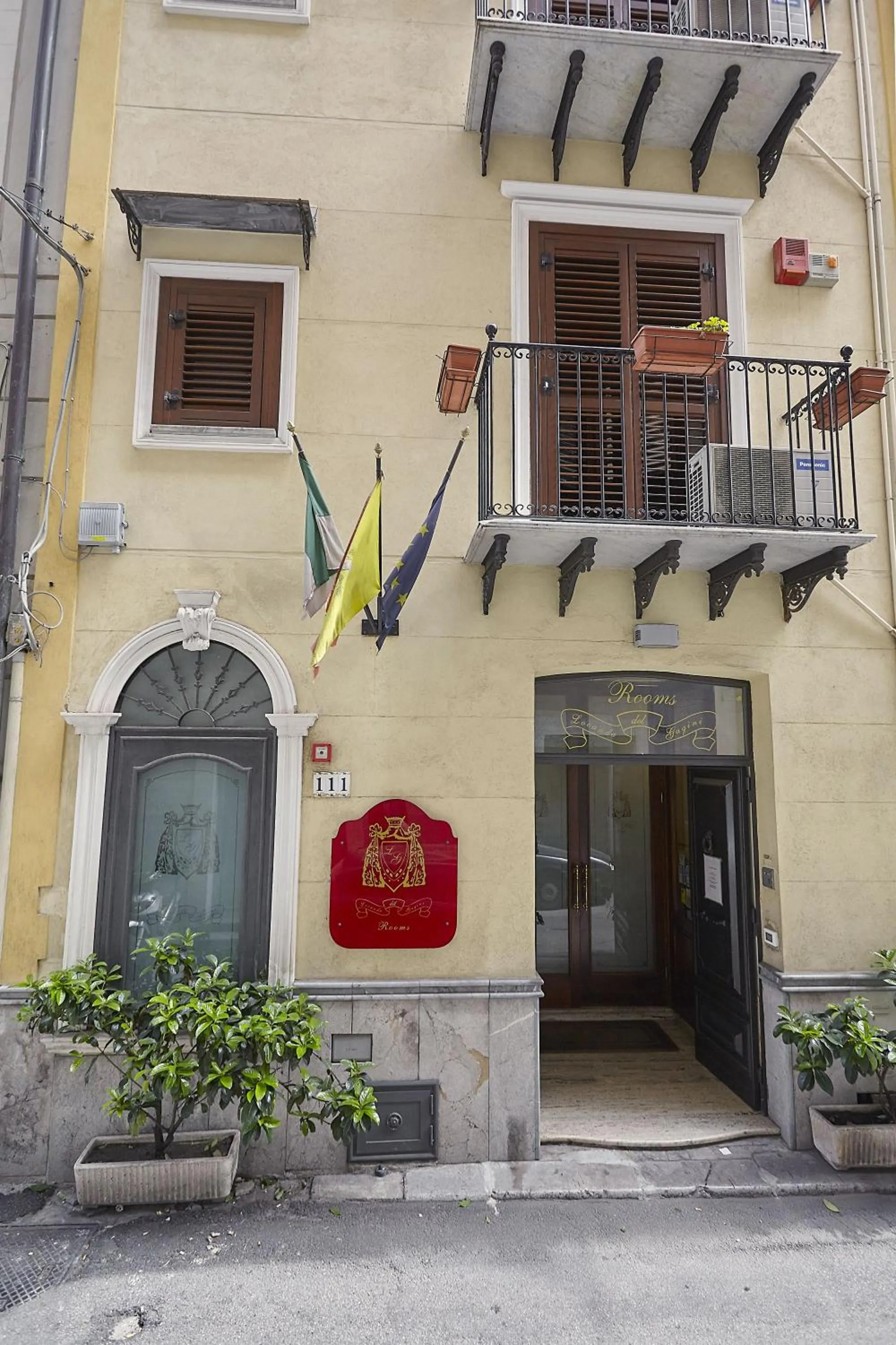 Property building in Locanda del Gagini