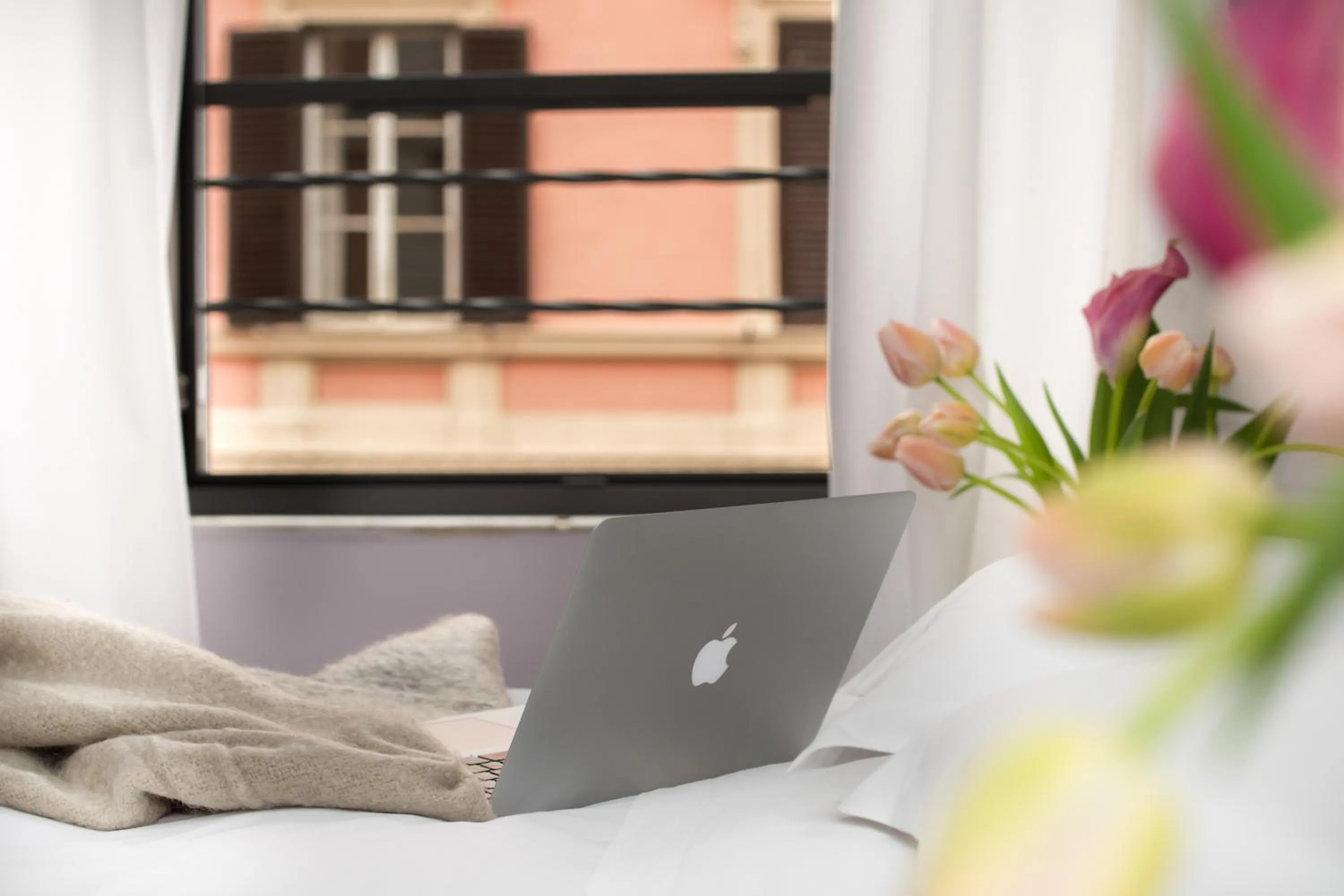 Decorative detail in La Cupola del Vaticano