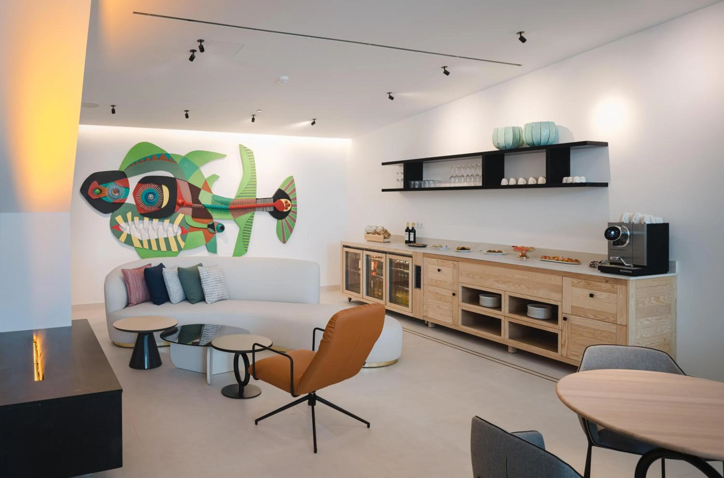 People in Plus Fariones Suite Hotel