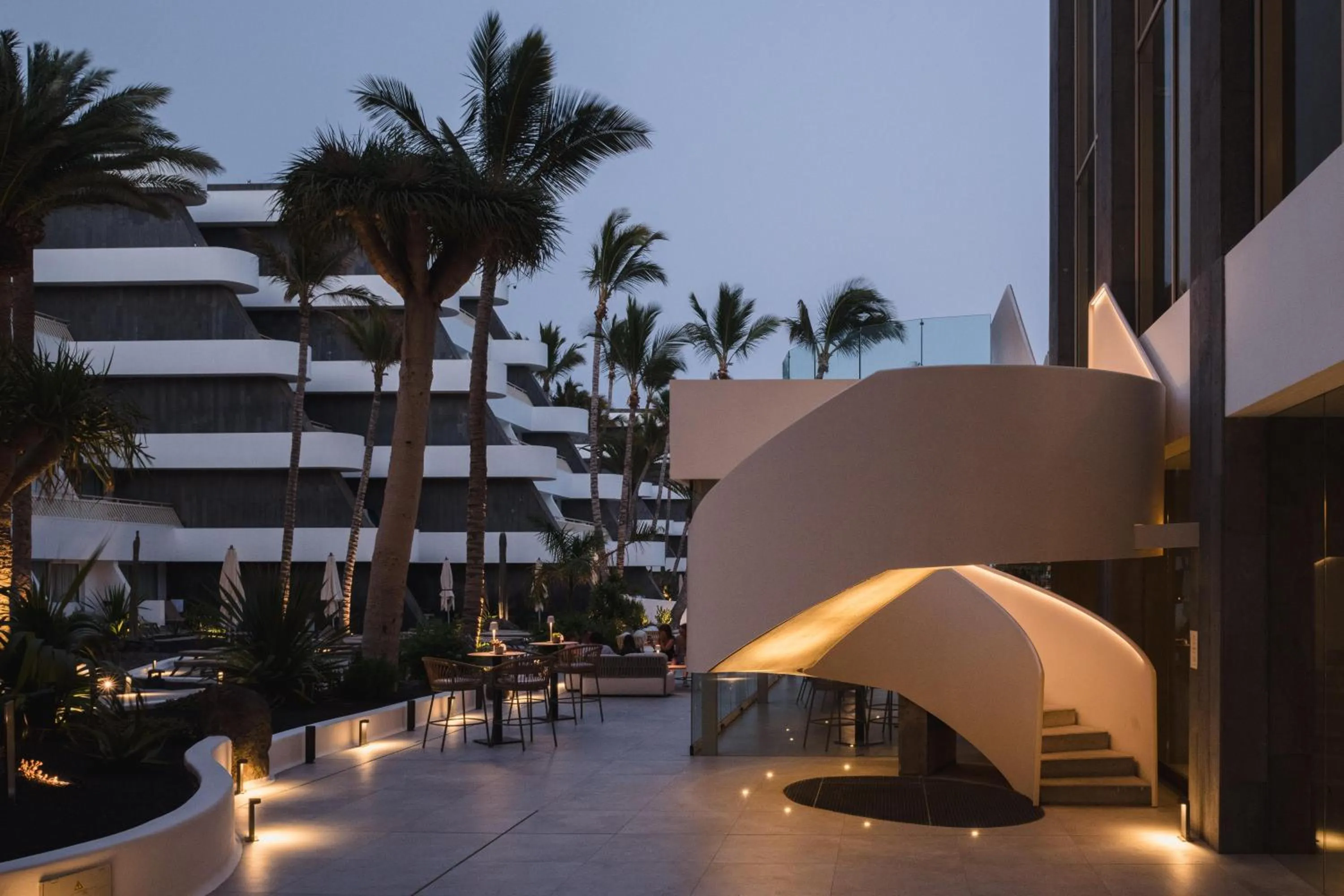 Balcony/Terrace in Plus Fariones Suite Hotel